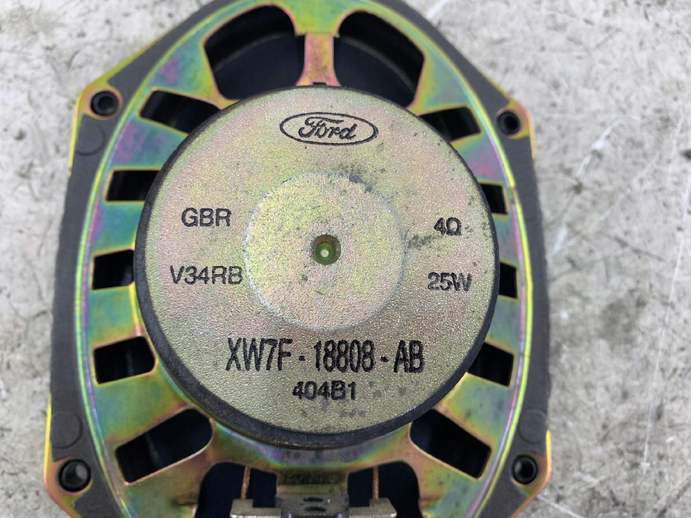 Dodatkowe zdjęcie używanej części: FORD FIESTA MK6 GŁOŚNIK DRZWI TYŁ XW7F18808AB