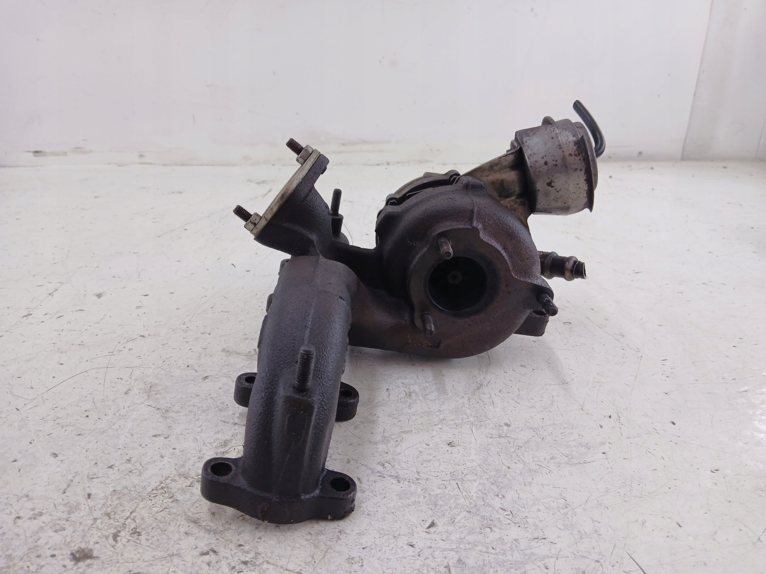 Dodatkowe zdjęcie używanej części: AUDI VW SEAT SKODA 1.9 TDI TURBOSPRĘŻARKA 713673-5006S