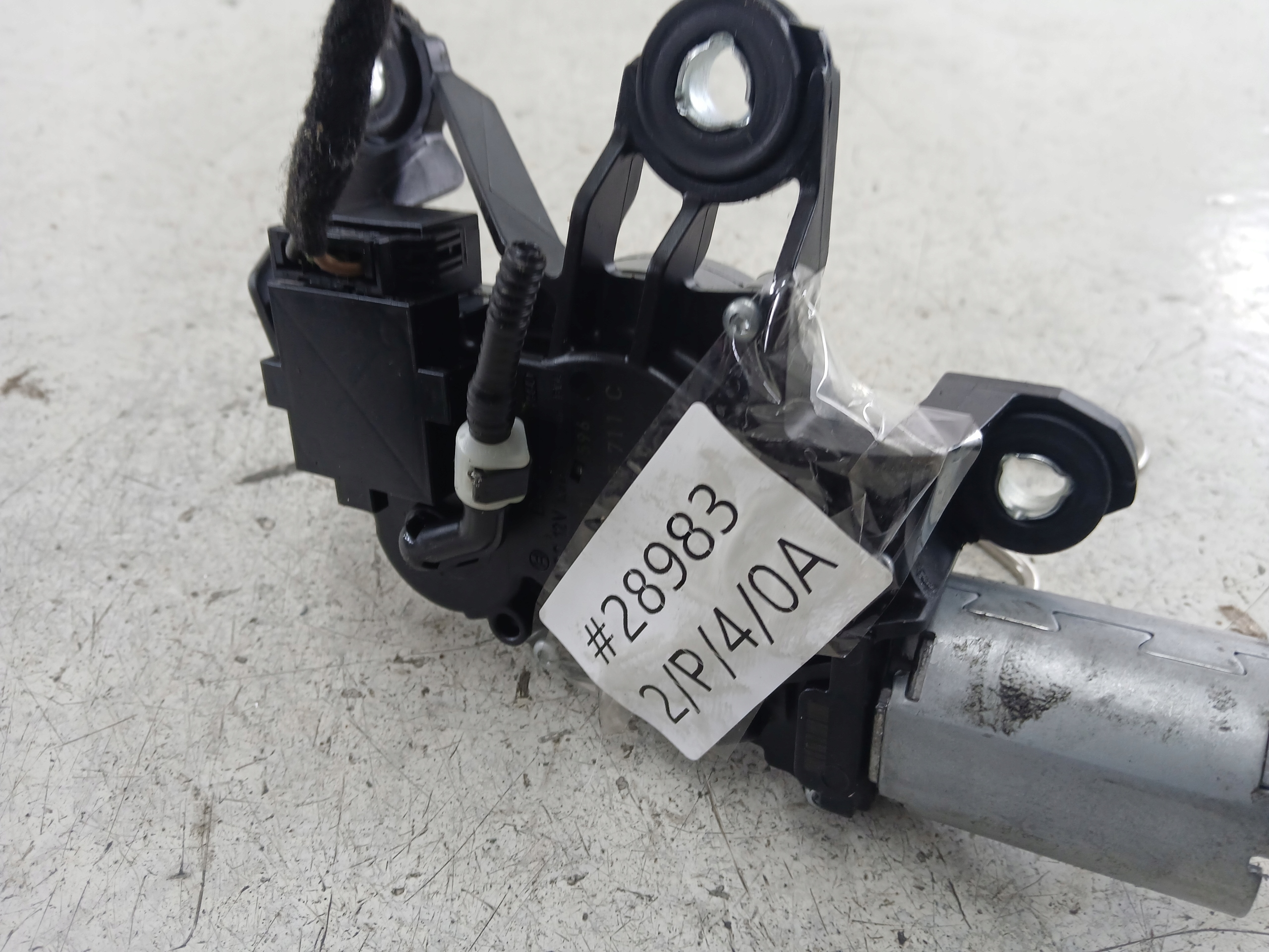 VW POLO 9N LIFT MECHANIZM WYCIERACZKI TYŁ 6Q6955711C - zdjęcie 7