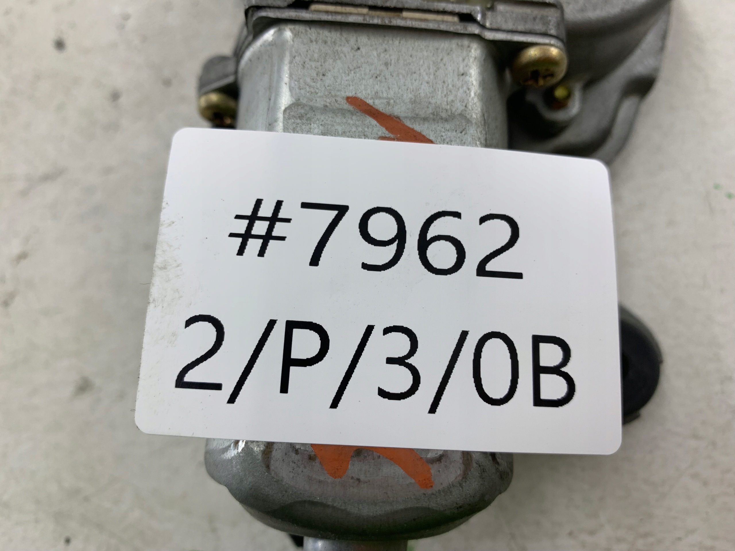 DAIHATSU SIRION MECHANIZM WYCIERACZKI TYŁ 85130-97201 - zdjęcie 6