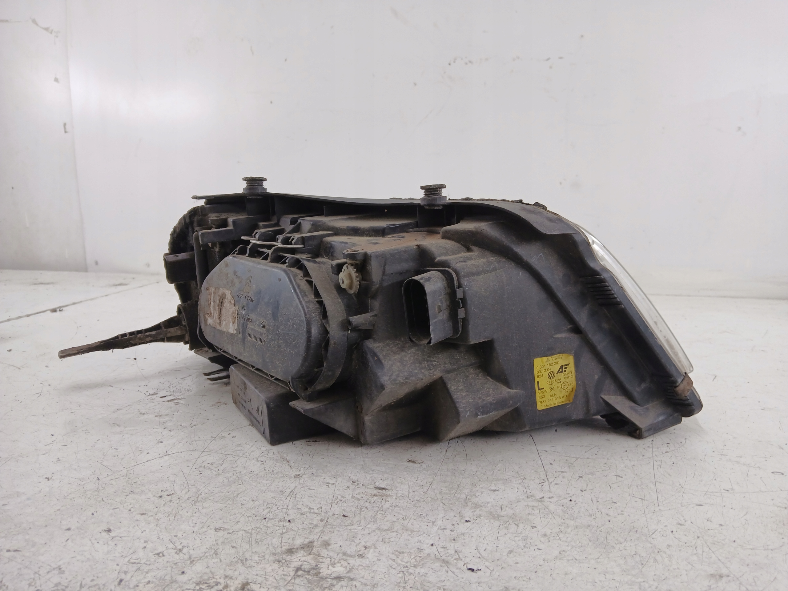 Dodatkowe zdjęcie używanej części: VW SHARAN I LIFT LAMPA LEWA PRZÓD 7M3941015AD