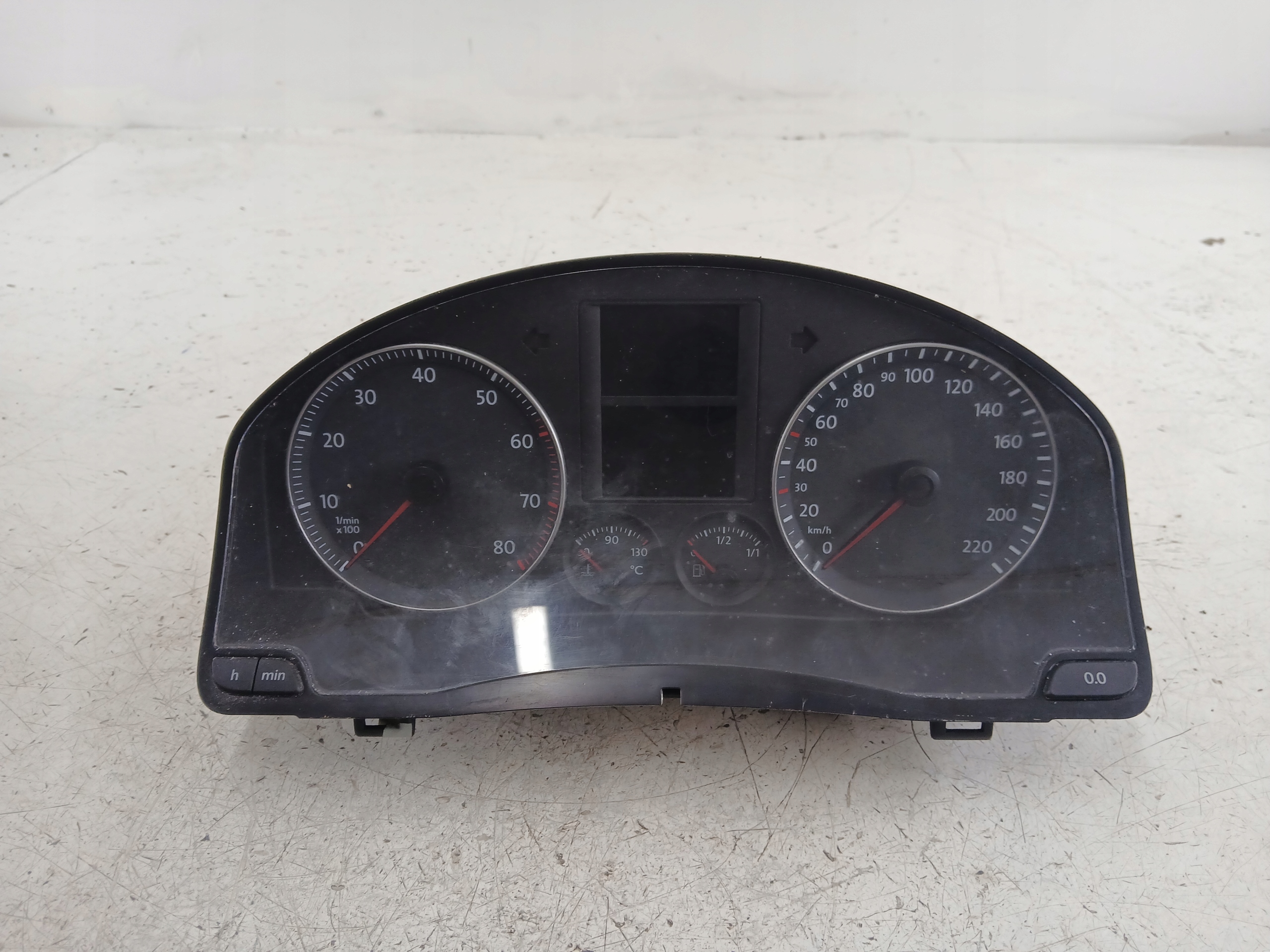 Dodatkowe zdjęcie używanej części: VW GOLF V 1.9 TDI LICZNIK ZEGARY 1K0920851