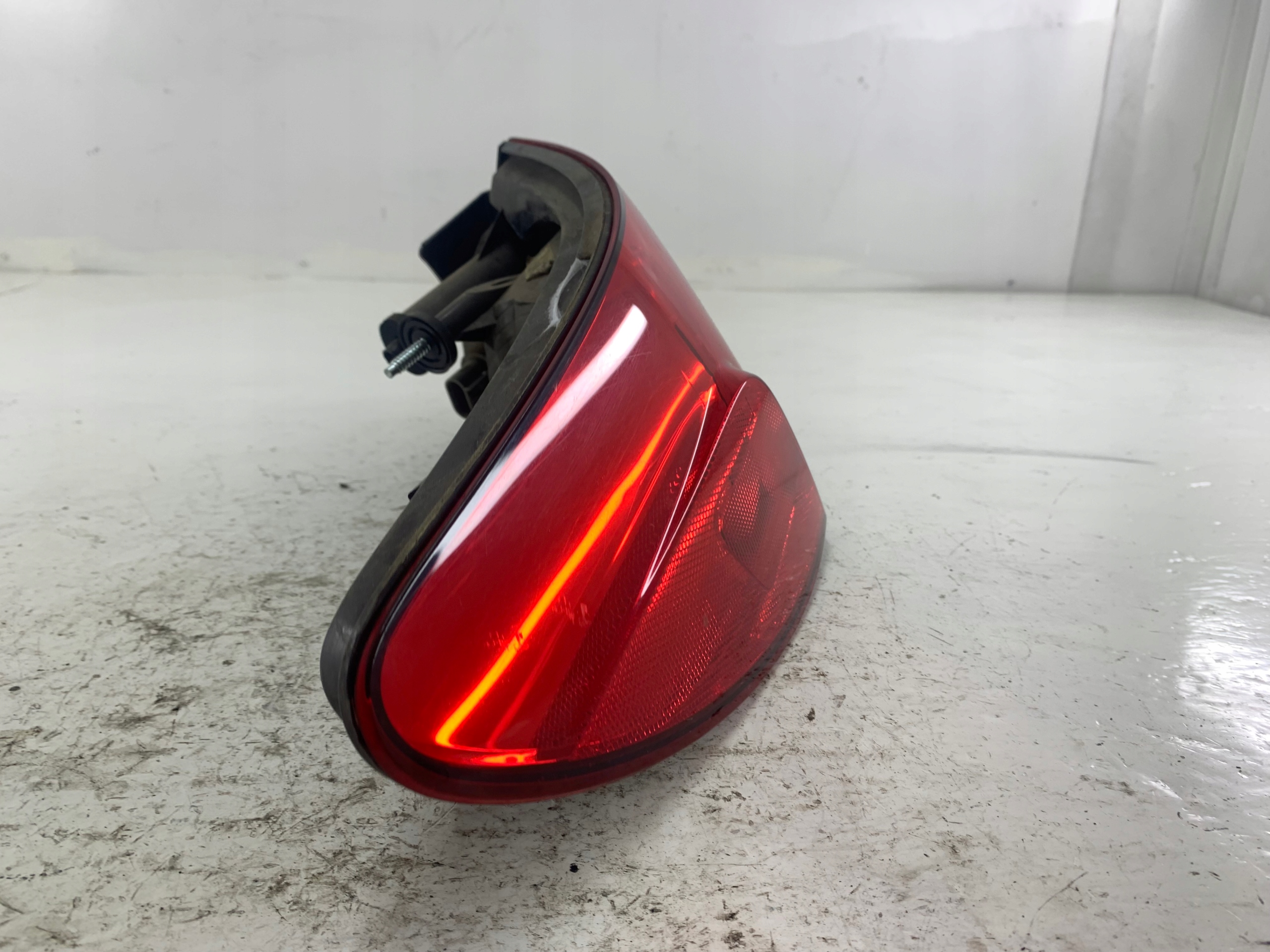 CHRYSLER SEBRING III LAMPA LEWA TYŁ - zdjęcie 3
