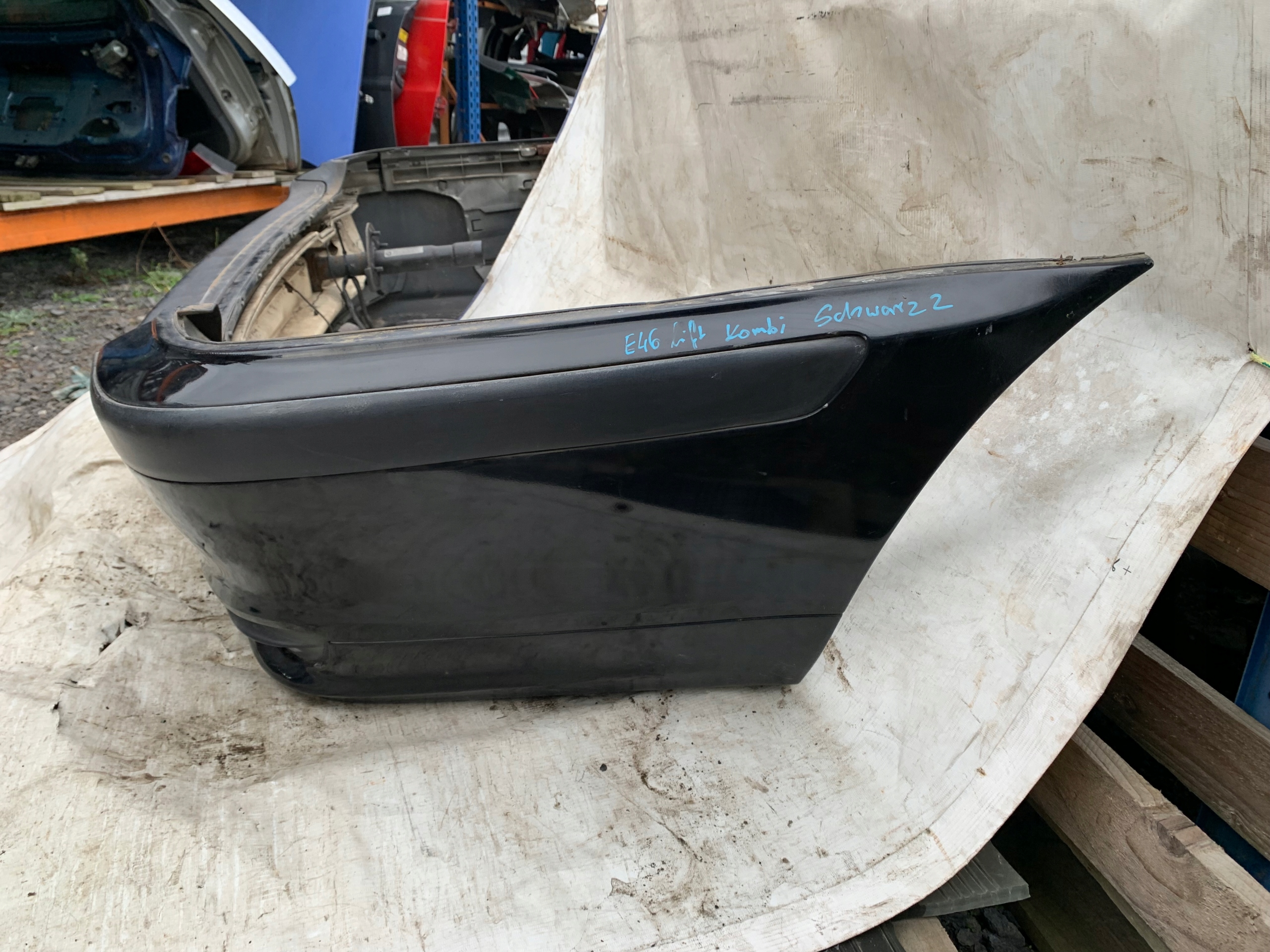BMW E46 LIFT KOMBI ZDERZAK TYŁ TYLNY PDC SCHWARZ2 - zdjęcie 3