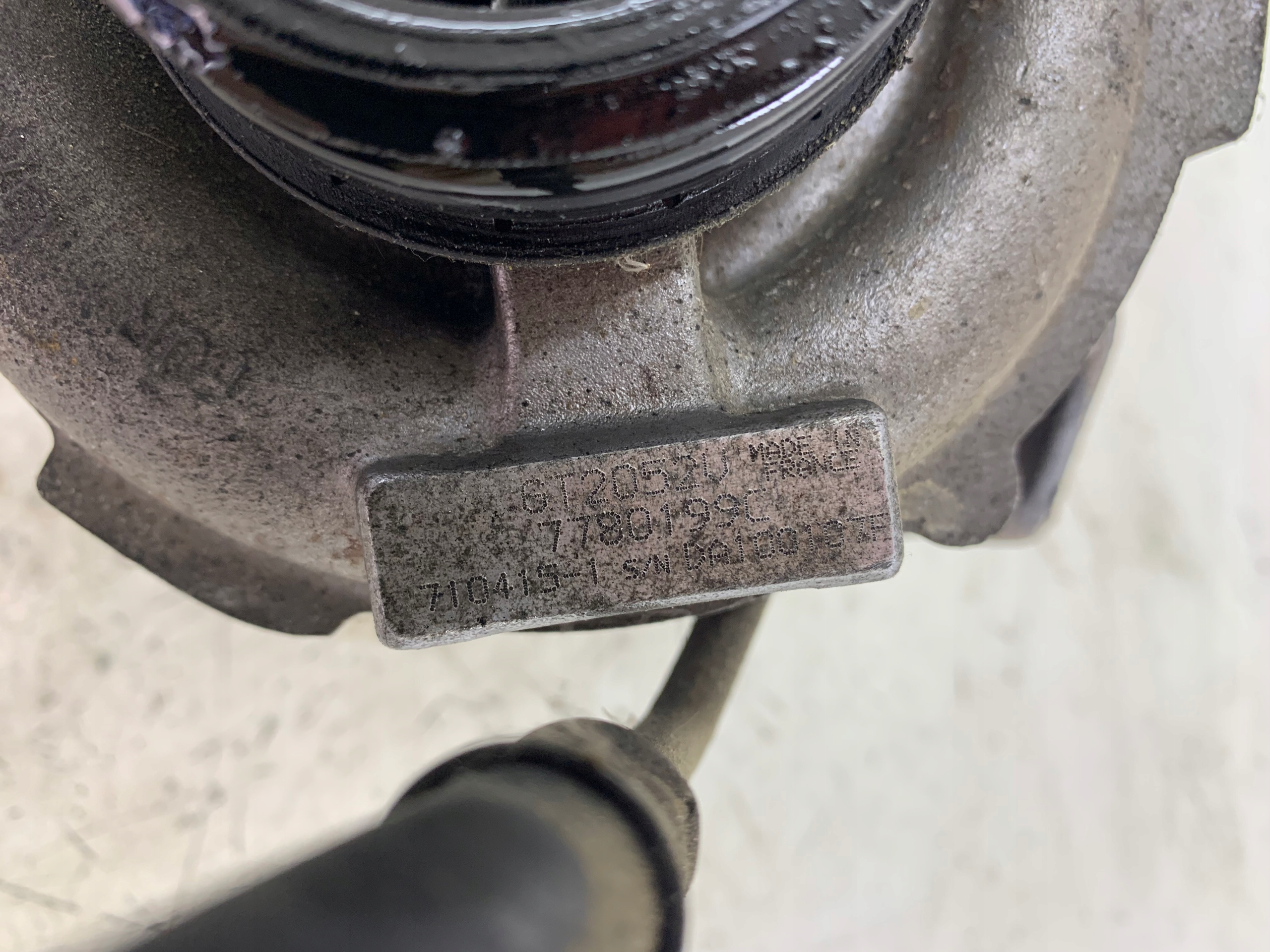 BMW E39 2.5 D TURBOSPRĘŻARKA TURBINA 7780199C - zdjęcie 7
