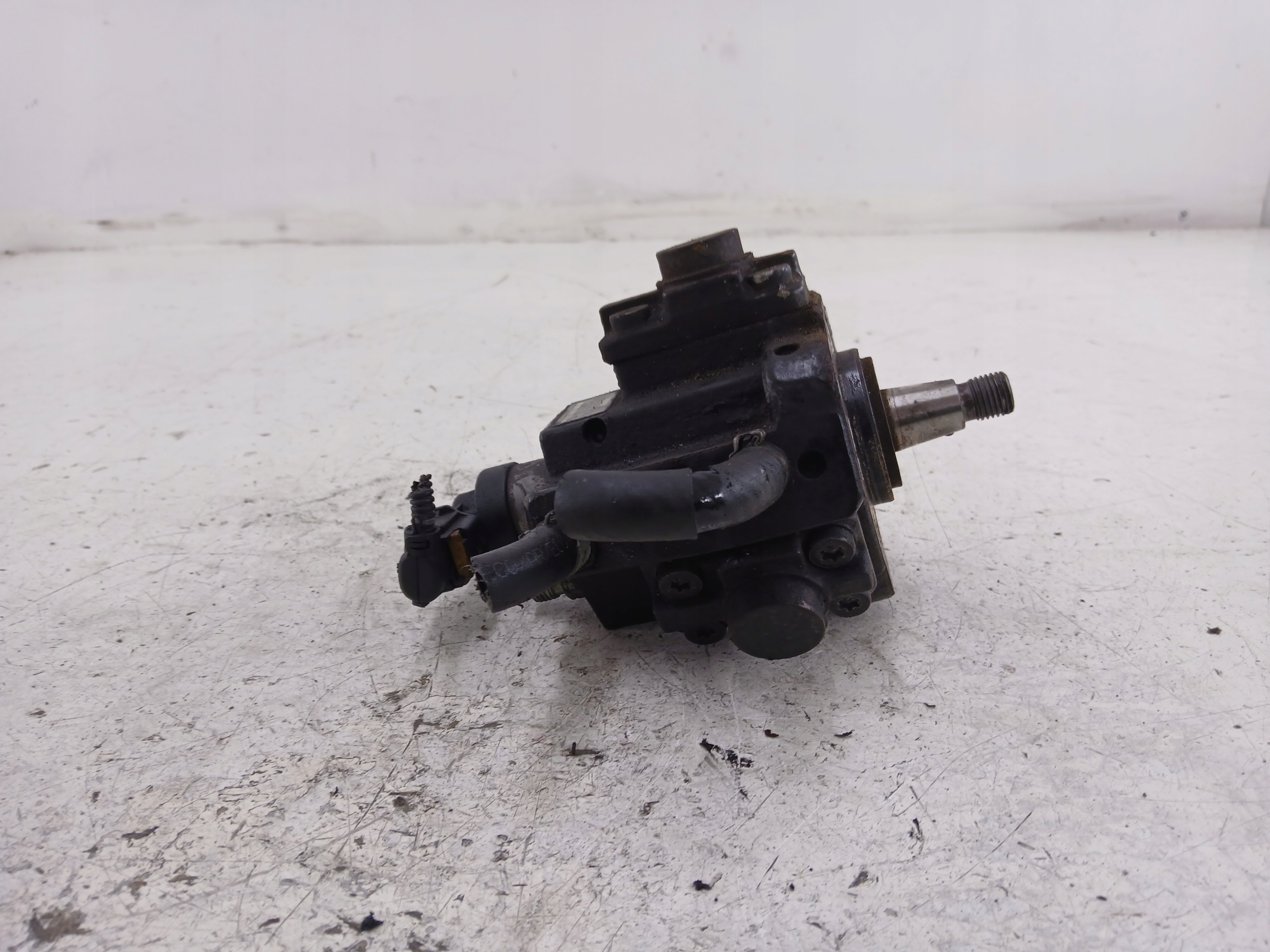Dodatkowe zdjęcie używanej części: POMPA WTRYSKOWA OPEL INSIGNIA A 2.0 CDTI A20DTH 55571005 08-13