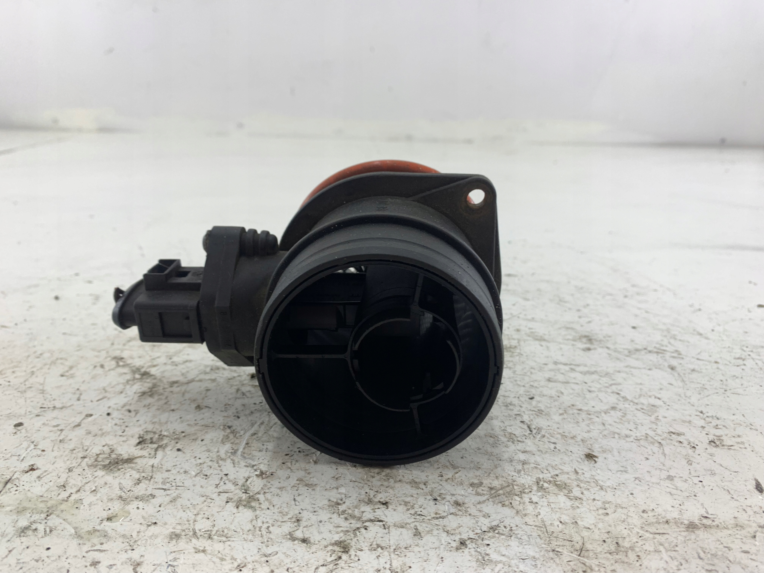 Dodatkowe zdjęcie używanej części: CHRYSLER SEBRING III 2.0 CRD PRZEPŁYWOMIERZ 05033320AA