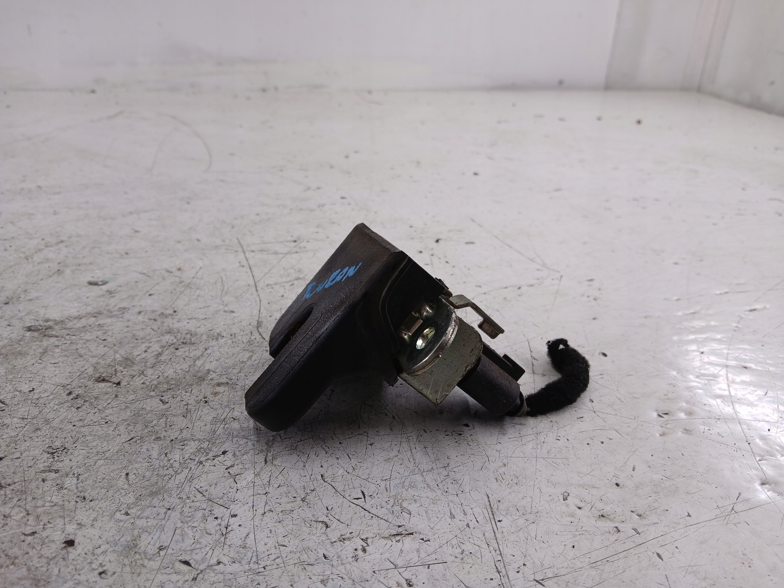 VW TOURAN I ZAMEK KLAPY BAGAŻNIKA 1T0827505D - zdjęcie 5