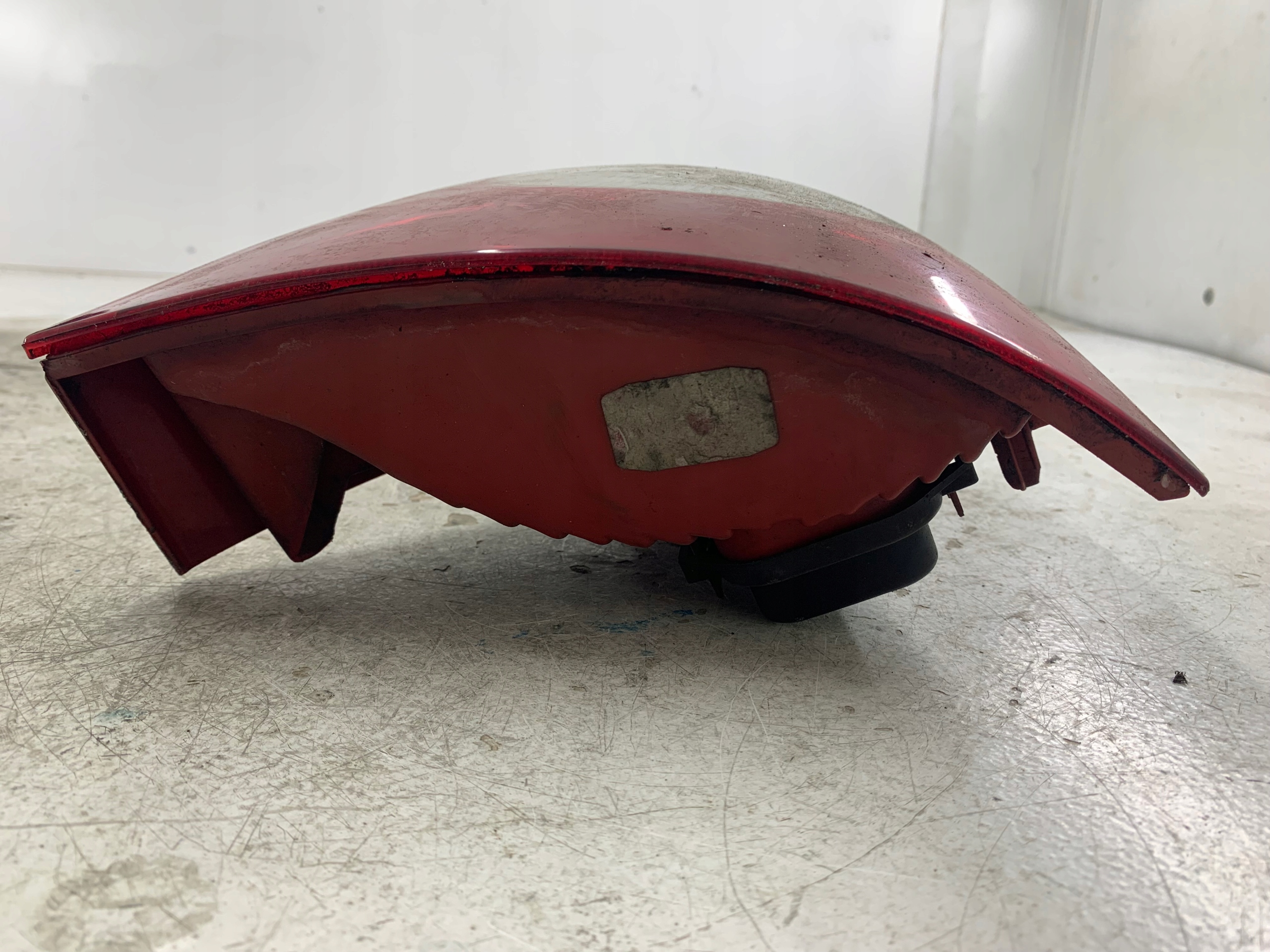 RENAULT CLIO II LIFT LAMPA PRAWA TYŁ - zdjęcie 4