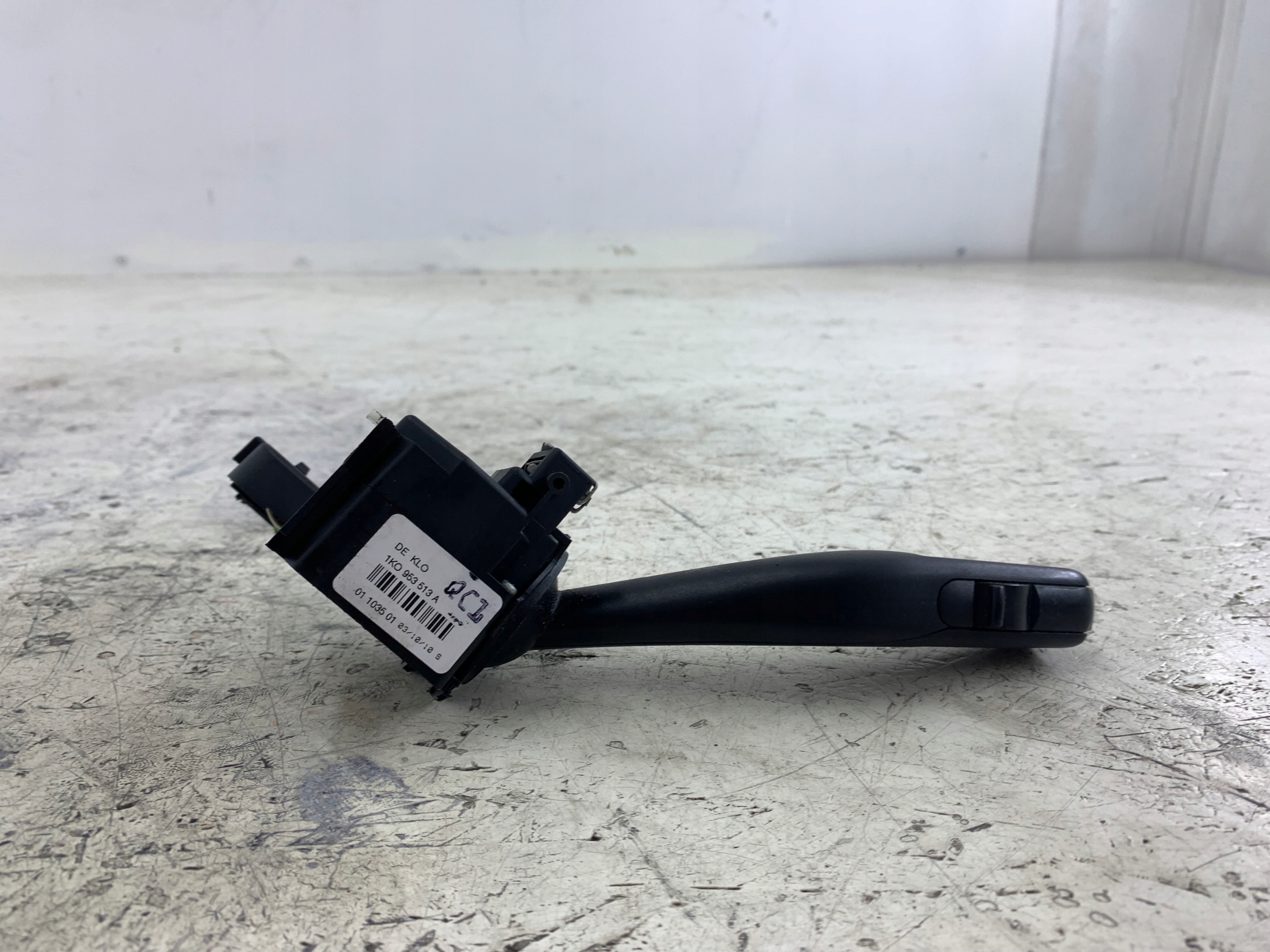VW TOURAN I PRZEŁĄCZNIK MANETKA KIERUNKOWSKAZÓW 1K0953513A - zdjęcie 5