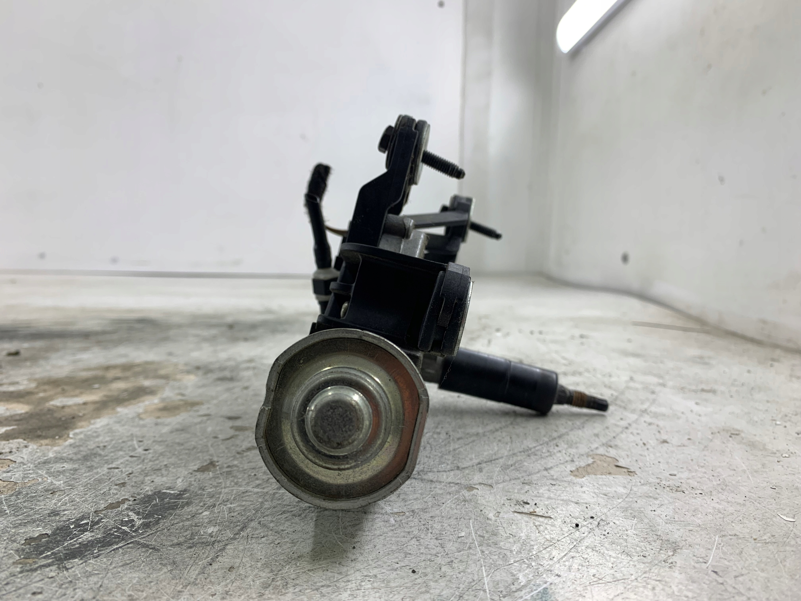 VW FOX MECHANIZM WYCIERACZKI TYŁ 5Z6955711 - zdjęcie 3