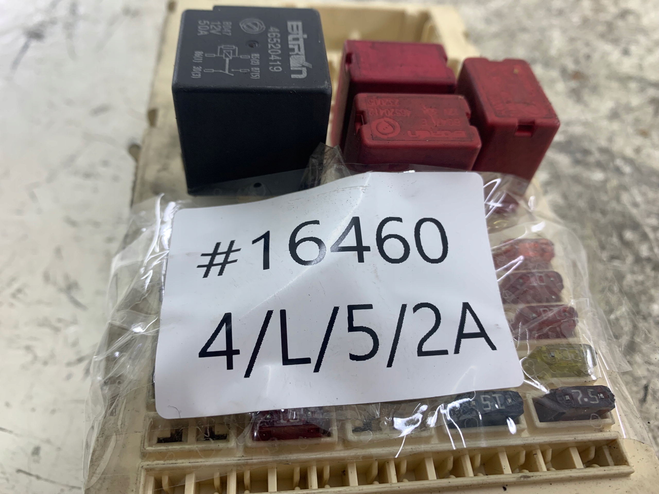 FIAT STILO MODUŁ BSI SKRZYNKA BEZPIECZNIKÓW 46797600 - zdjęcie 9