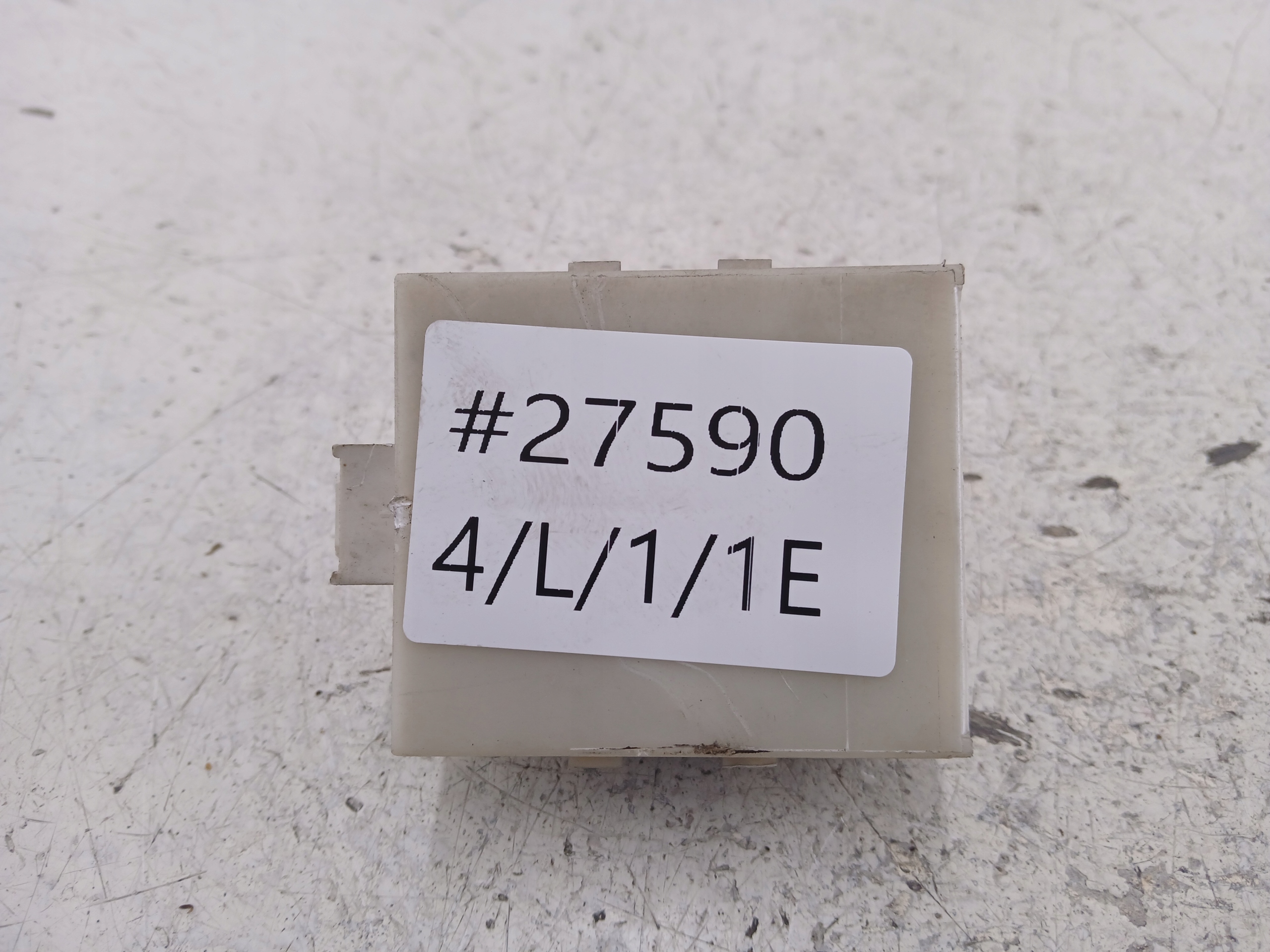 TOYOTA AVENSIS T25 MODUŁ ZAMKA CENTRALNEGO 89741-05070 - zdjęcie 6