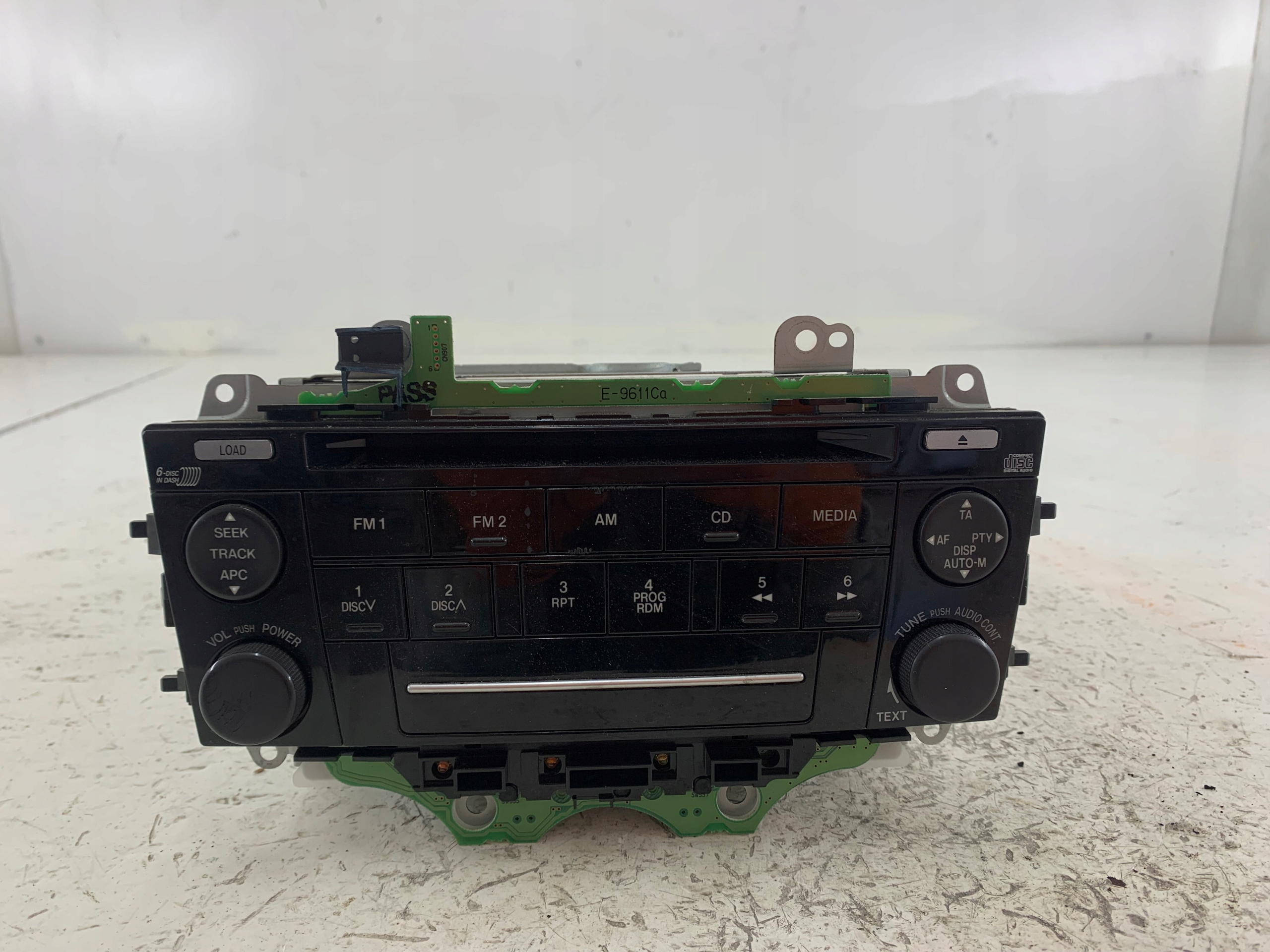 Dodatkowe zdjęcie używanej części: MAZDA 6 GG LIFT RADIO FABRYCZNE CD GP9E66DSX