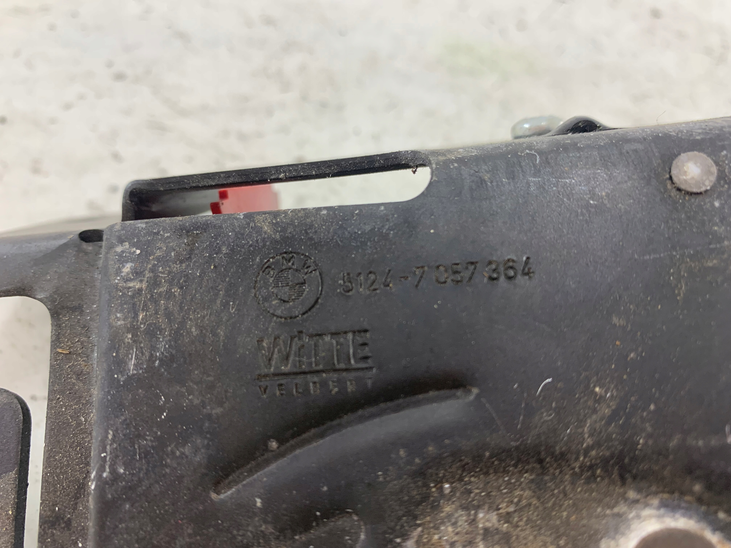 BMW E46 ZAMEK KLAPY BAGAŻNIKA 7057364 - zdjęcie 5