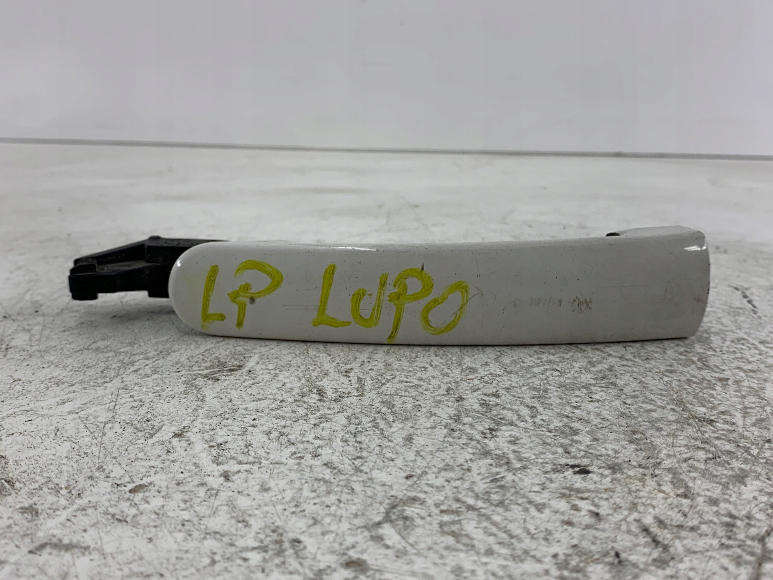 VW LUPO KLAMKA ZEWNĘTRZNA BIAŁA - zdjęcie 3