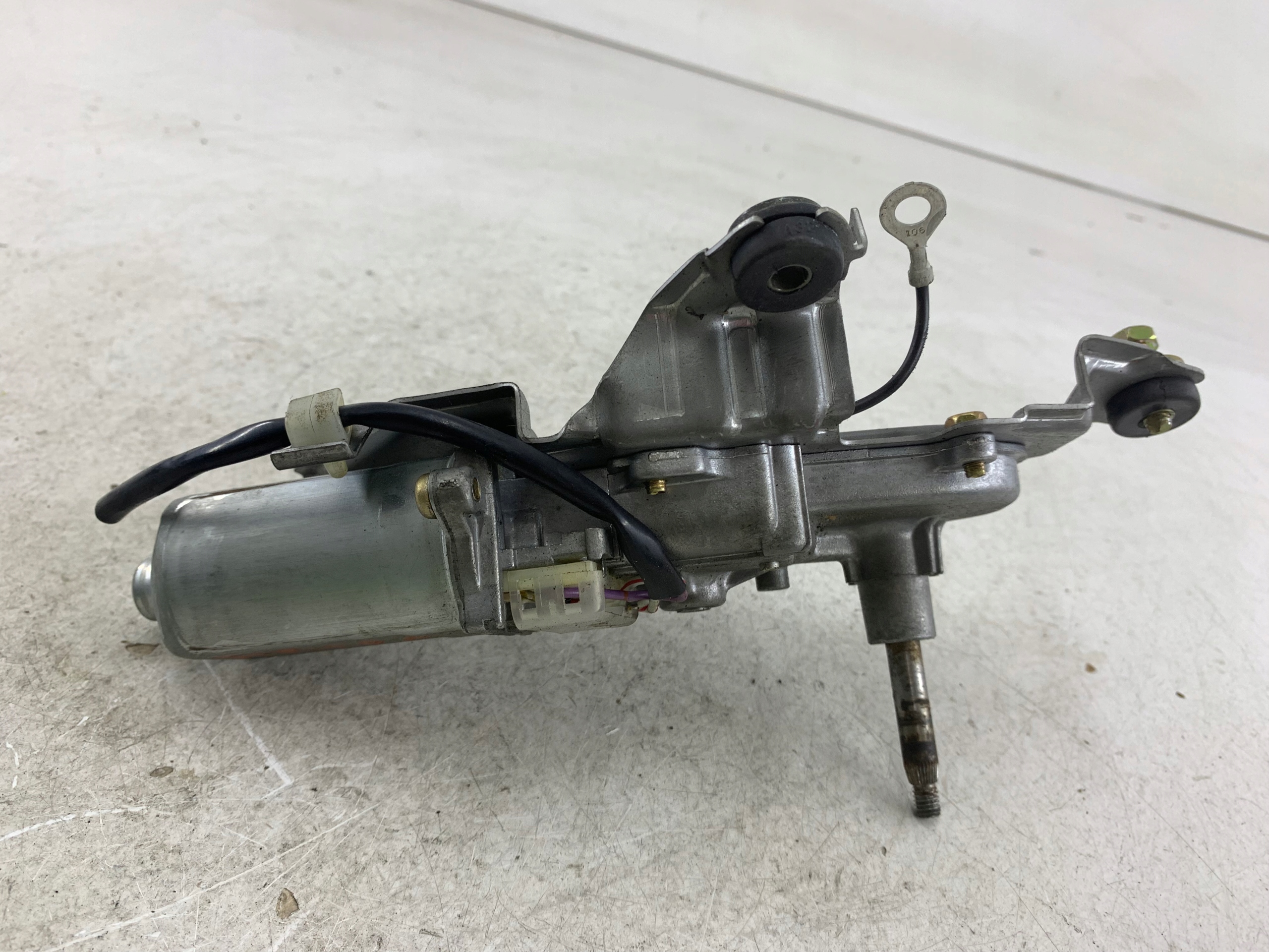 DAIHATSU SIRION MECHANIZM WYCIERACZKI TYŁ 85130-97201 - zdjęcie 5