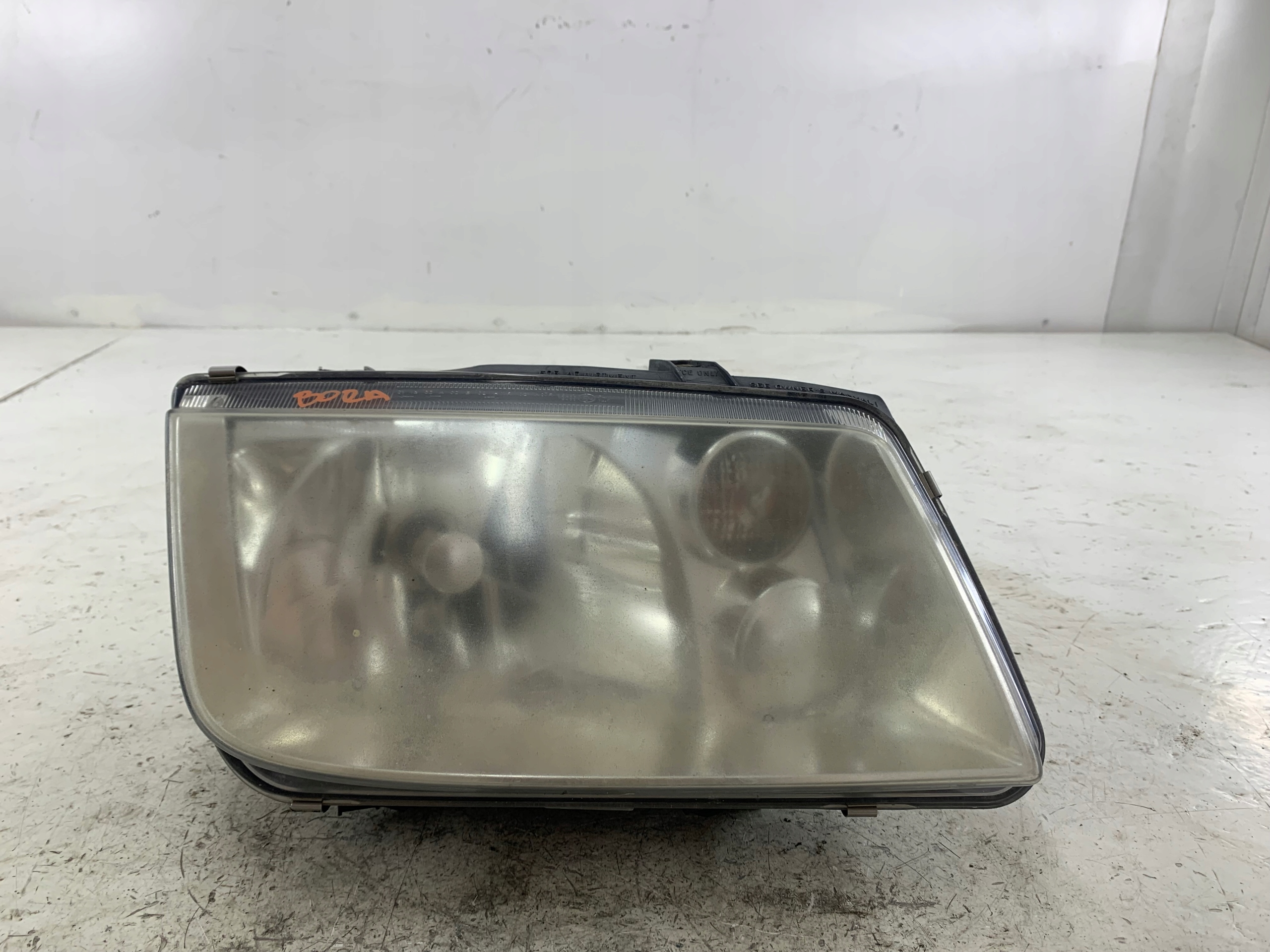 Dodatkowe zdjęcie używanej części: VW BORA LAMPA PRAWA PRZÓD