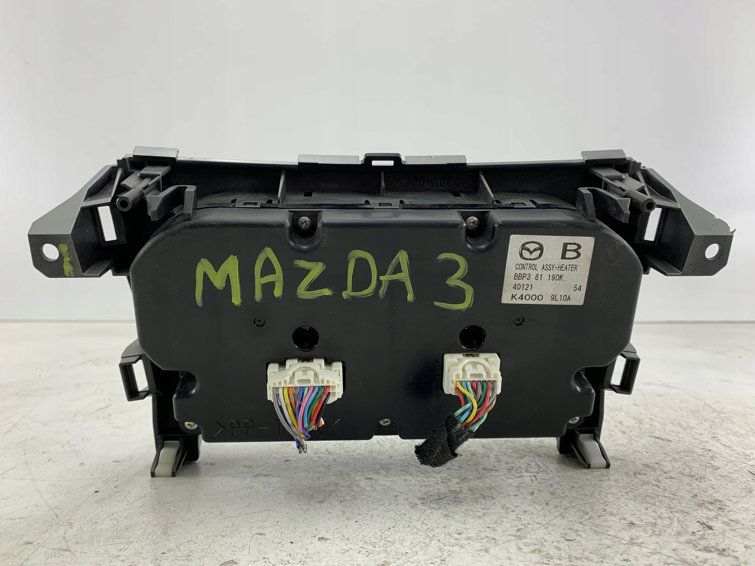Dodatkowe zdjęcie używanej części: MAZDA 3 II BL PANEL KLIMATYZACJI BBP361190K