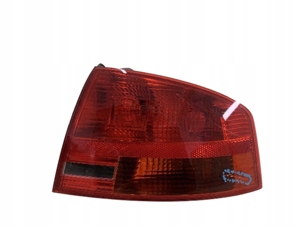 AUDI A4 B7 LAMPA PRAWA TYŁ SEDAN 8E5945096 BEZ WKŁADU