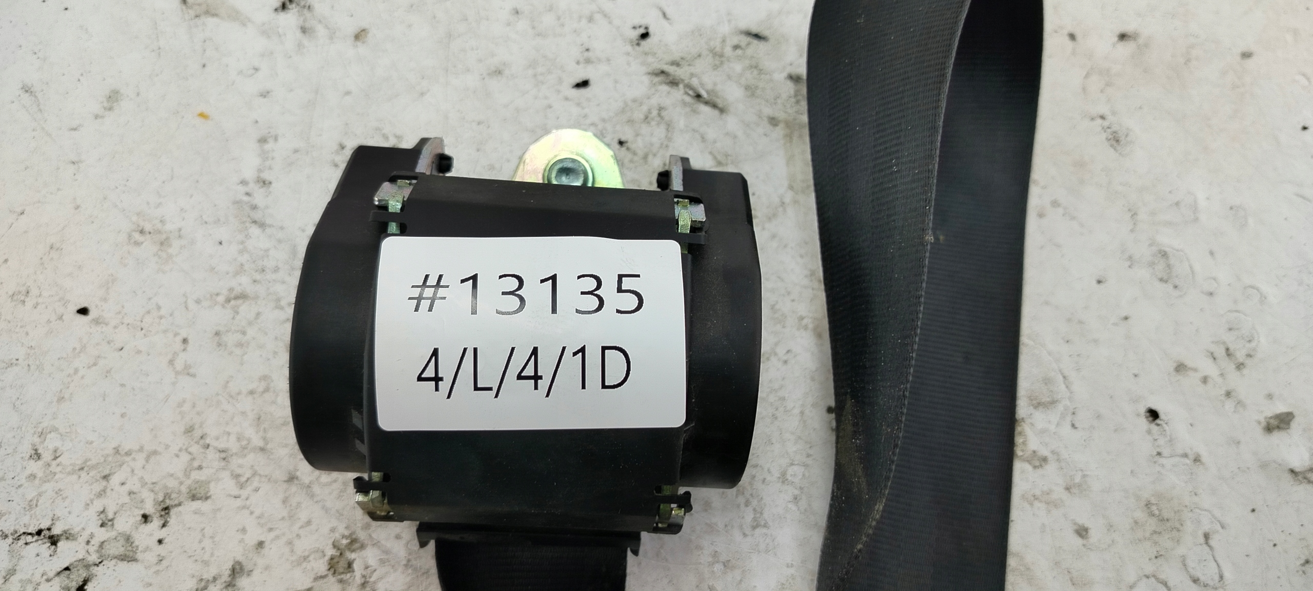 AUDI A4 B8 PAS BEZPIECZEŃSTWA PRAWY LEWY TYŁ 8K0857805P - zdjęcie 8