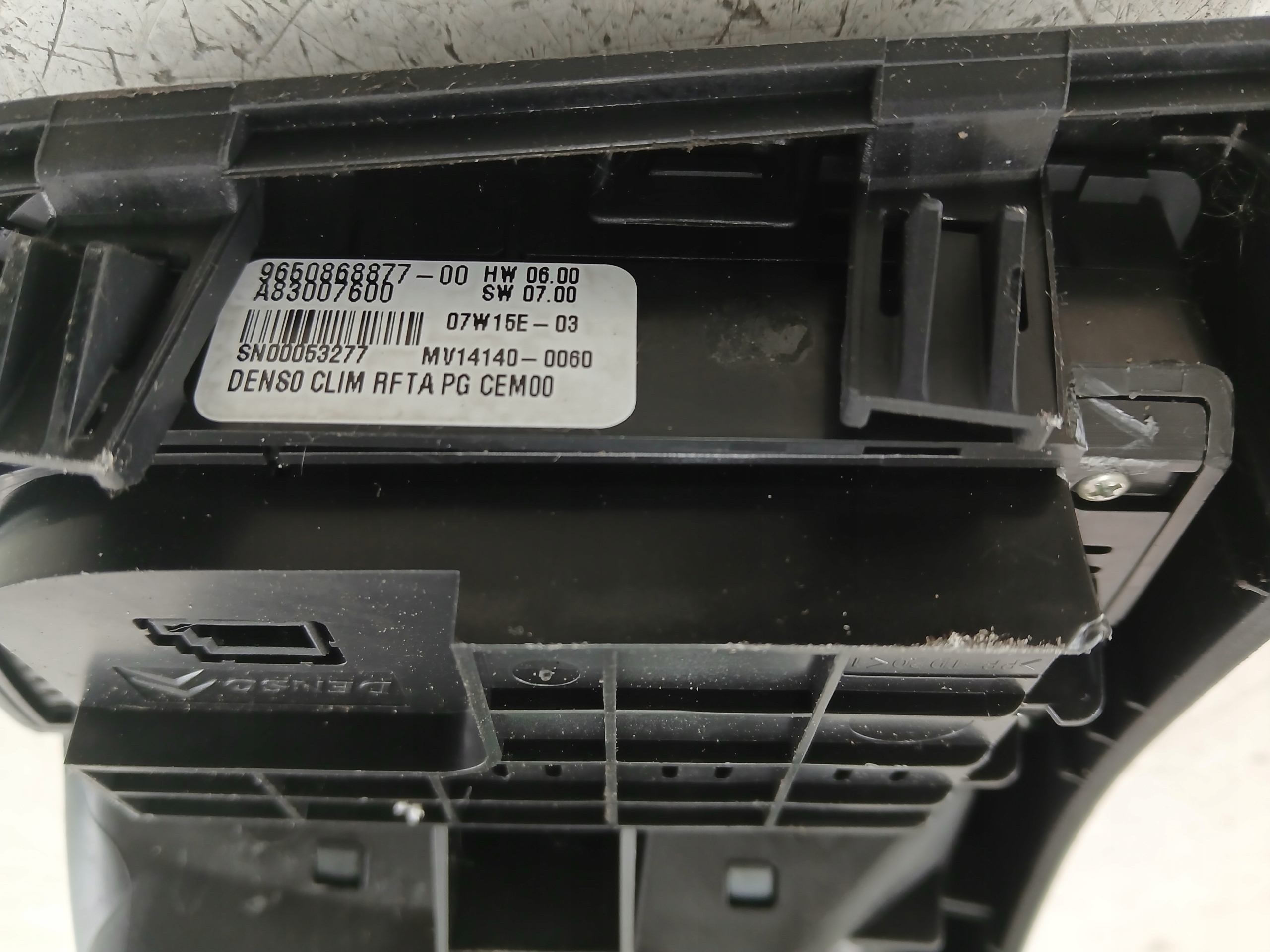 CITROEN C4 PICASSO I KRATKA NAWIEWU PRAWA PANEL 9650868877 - zdjęcie 6