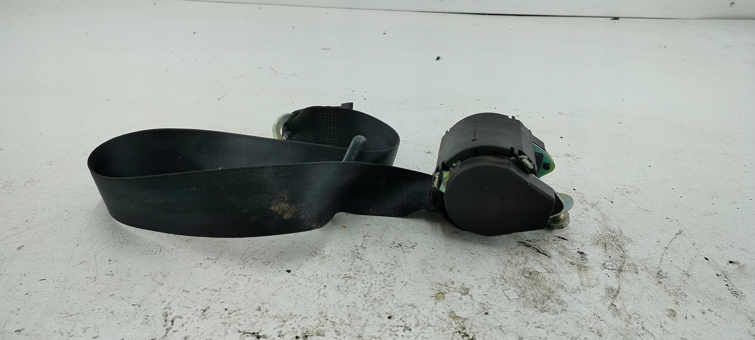 AUDI A4 B8 PAS BEZPIECZEŃSTWA PRAWY LEWY TYŁ 8K0857805P - zdjęcie 2