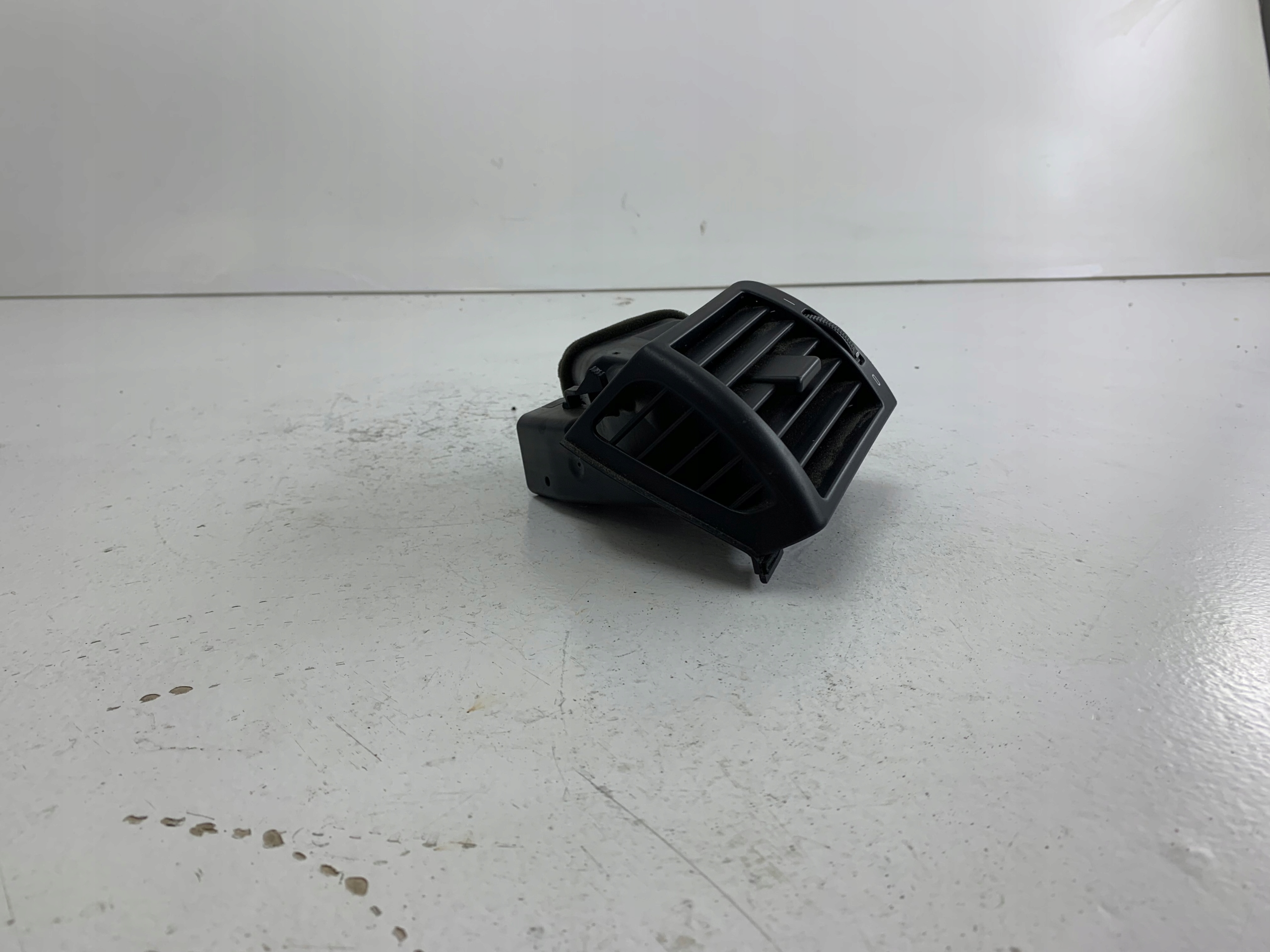 BMW E46 KRATKA NAWIEWU LEWA 8361897 - zdjęcie 2