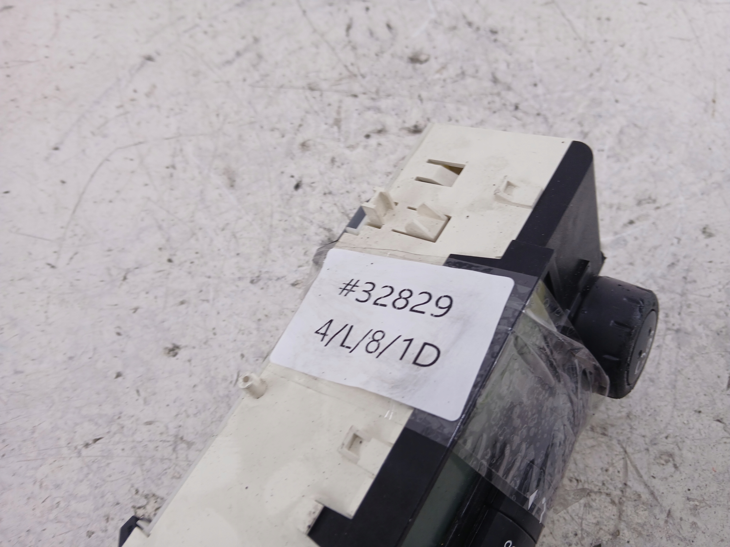 RENAULT LAGUNA II PANEL NAWIEWU KLIMATYZACJI 8200371295 - zdjęcie 8