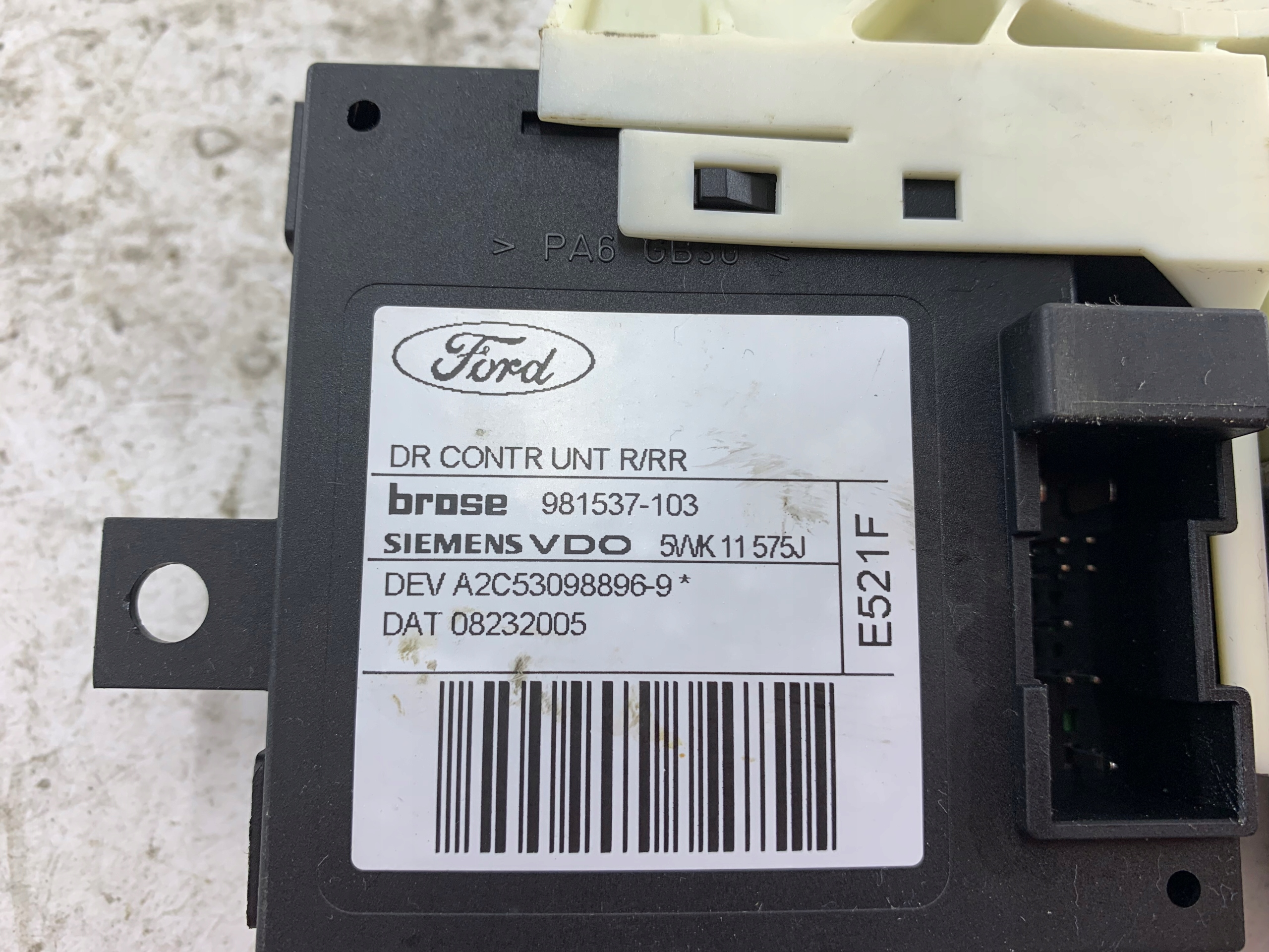 FORD FOCUS MK2 SILNICZEK SZYBY PRAWY TYŁ 981537-103 - zdjęcie 7