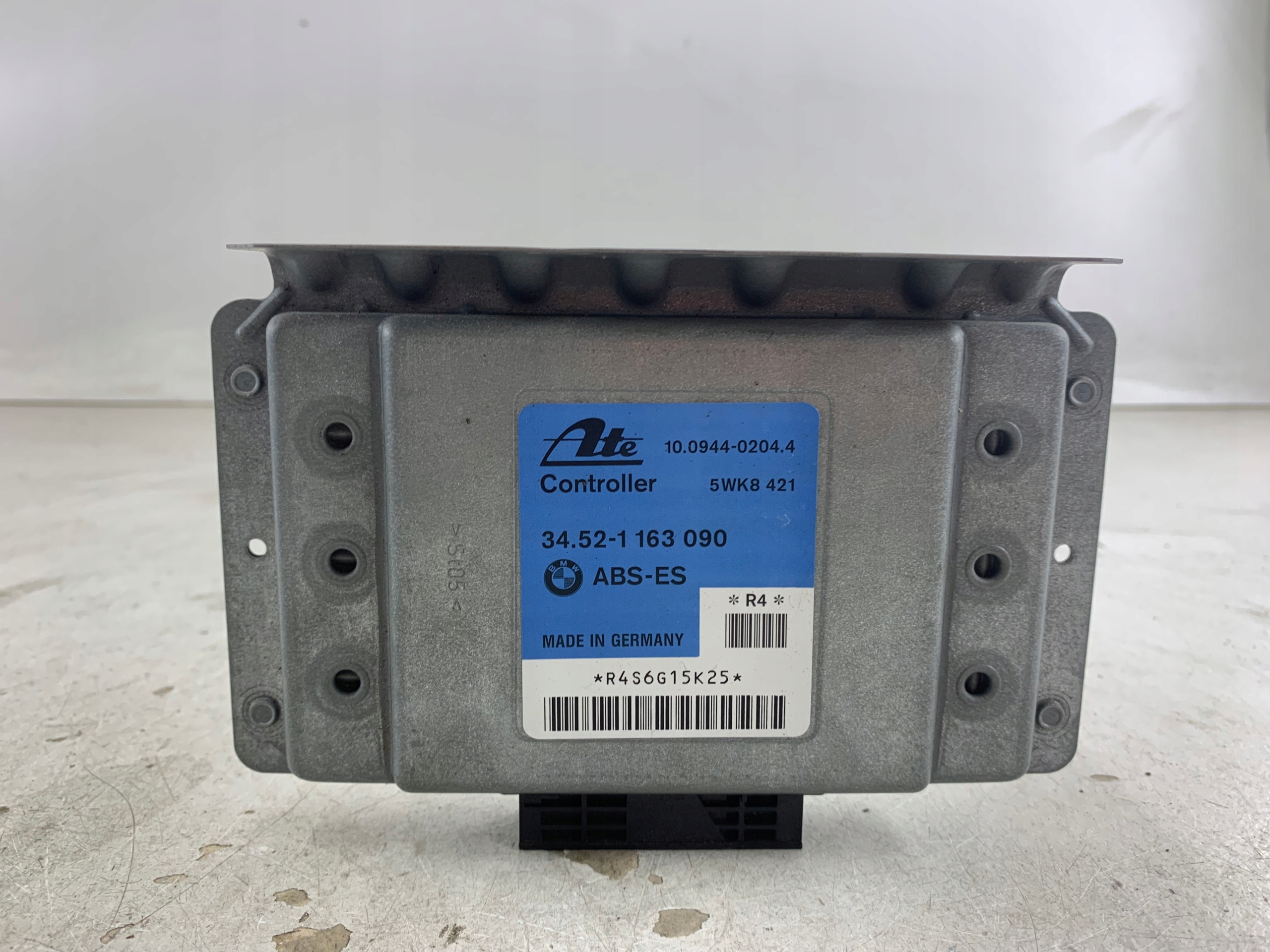 Dodatkowe zdjęcie używanej części: BMW E36 STEROWNIK MODUŁ ABS 1163090