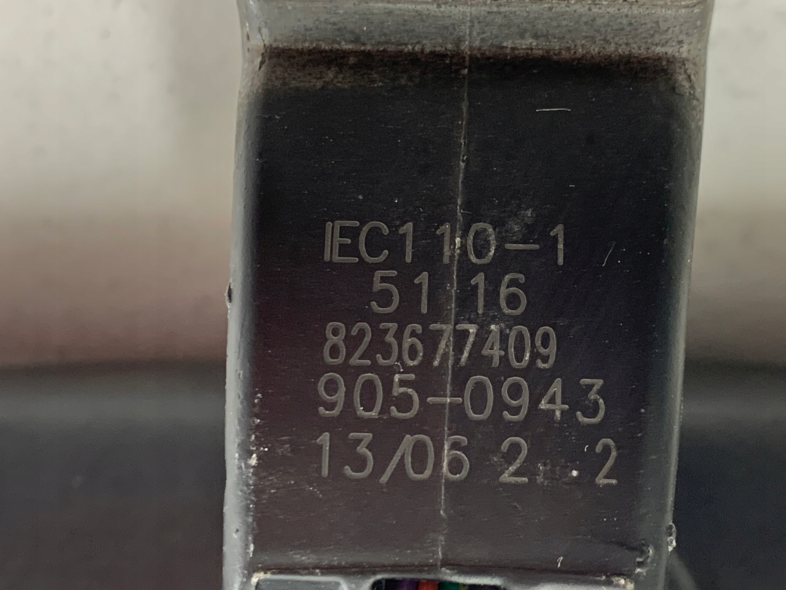 BMW E65 LUSTERKO WSTECZNE WEWNĘTRZNE 823677409 - zdjęcie 10