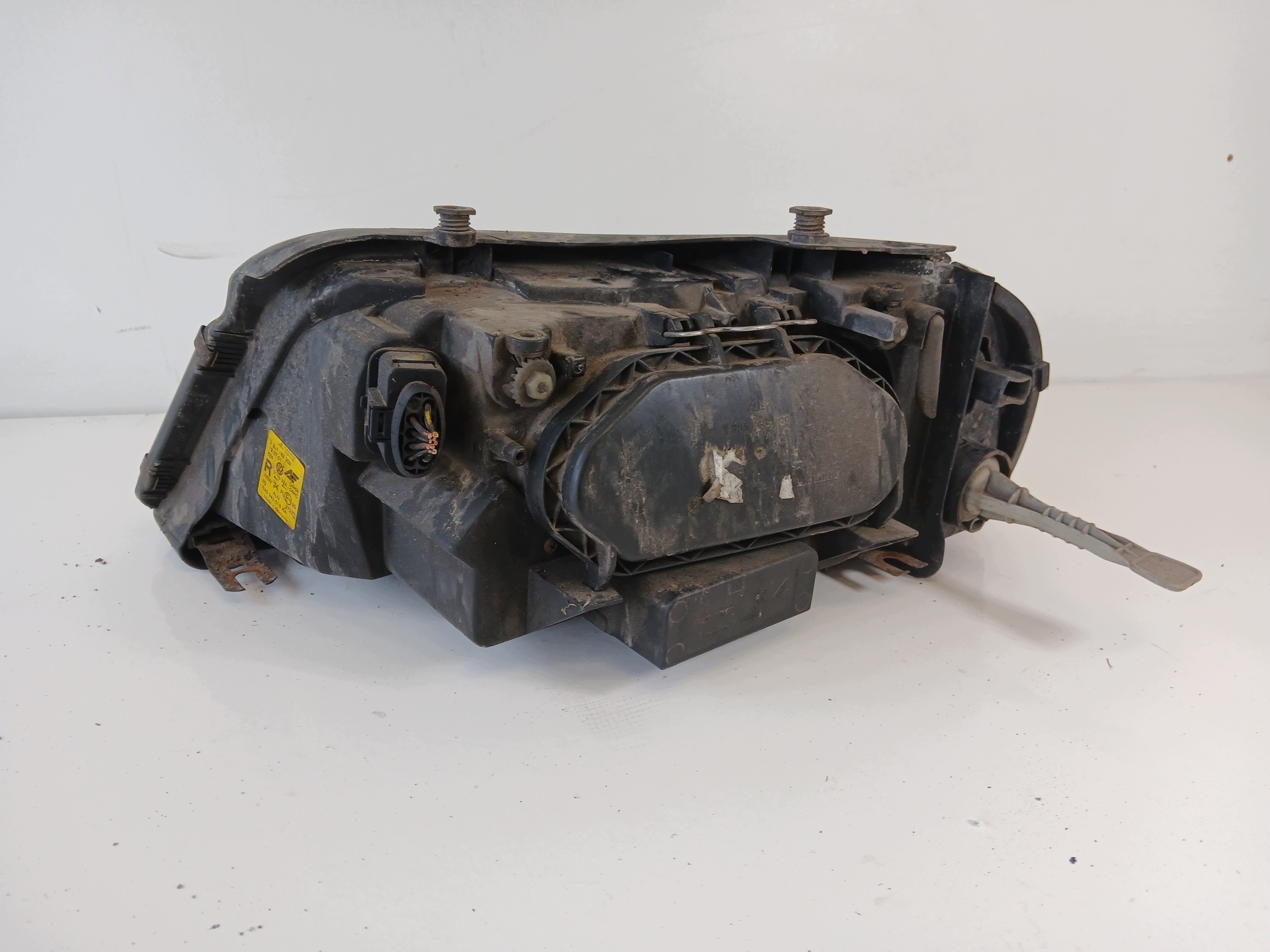 Dodatkowe zdjęcie używanej części: VW SHARAN I LIFT LAMPA PRAWA PRZÓD 7M3941016AA