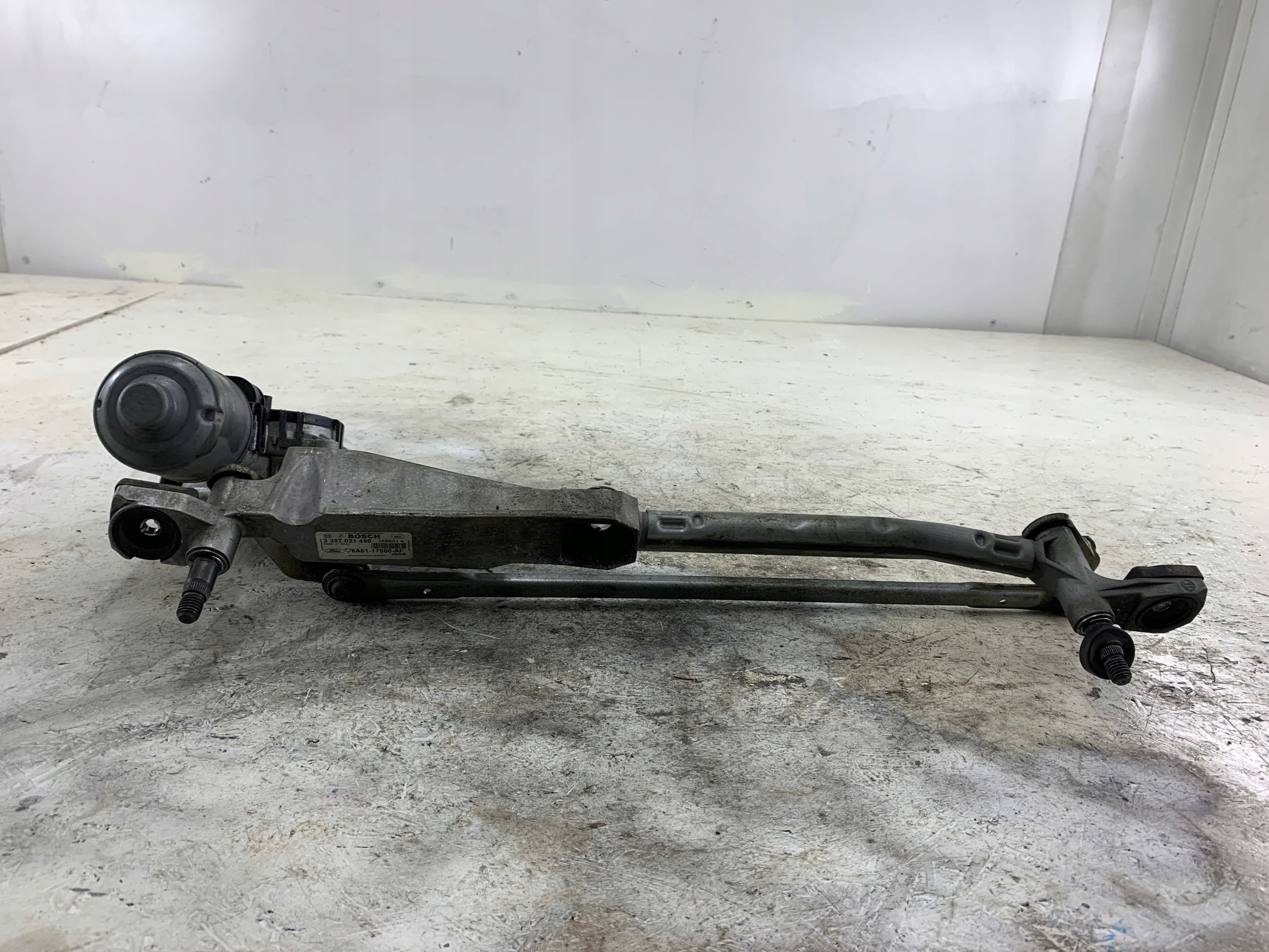 FORD FIESTA MK7 MECHANIZM WYCIERACZEK PRZÓD 8A6117B571AB - zdjęcie 3