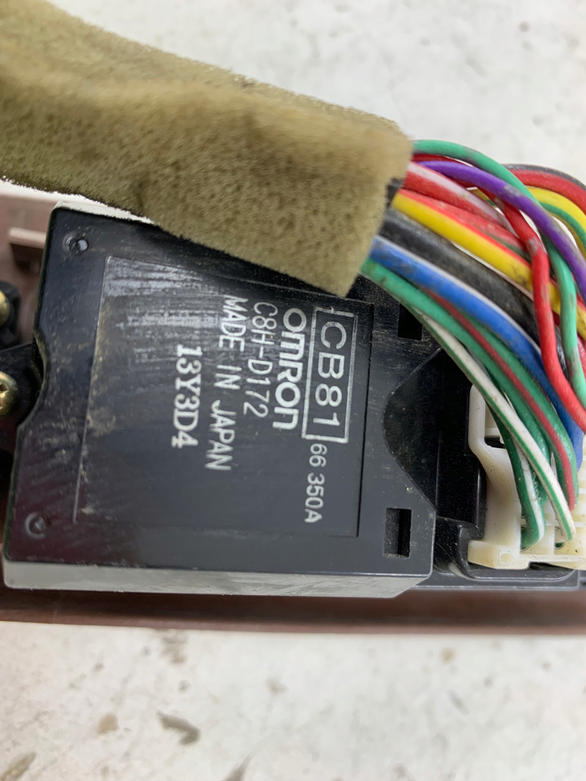 MAZDA PREMACY I PANEL SZYB LEWY PRZÓD CB8166350A - zdjęcie 8