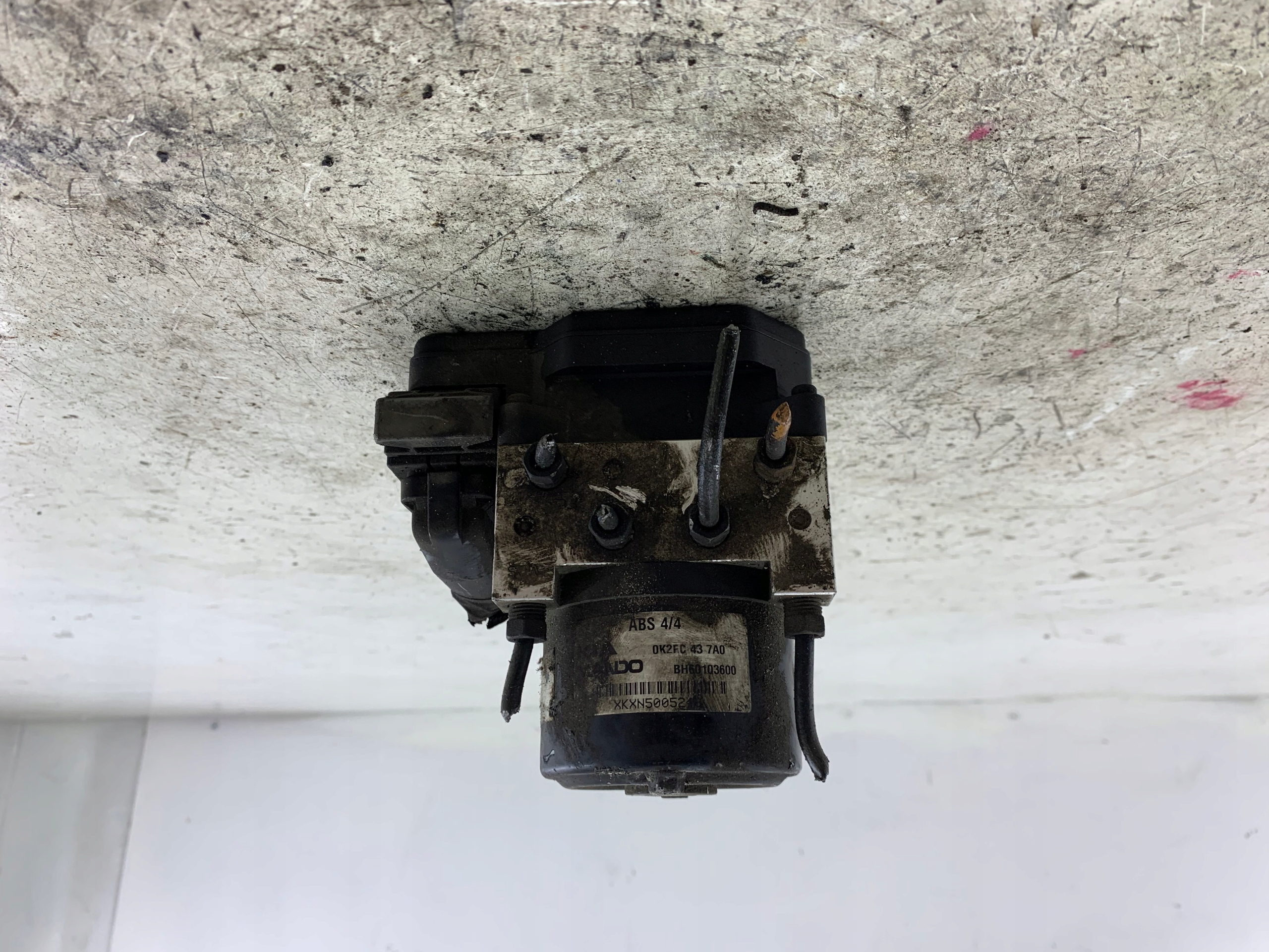 KIA CARENS II POMPA HAMULCOWA ABS 0K2FC437A0 0K2FC437A0 - zdjęcie 3