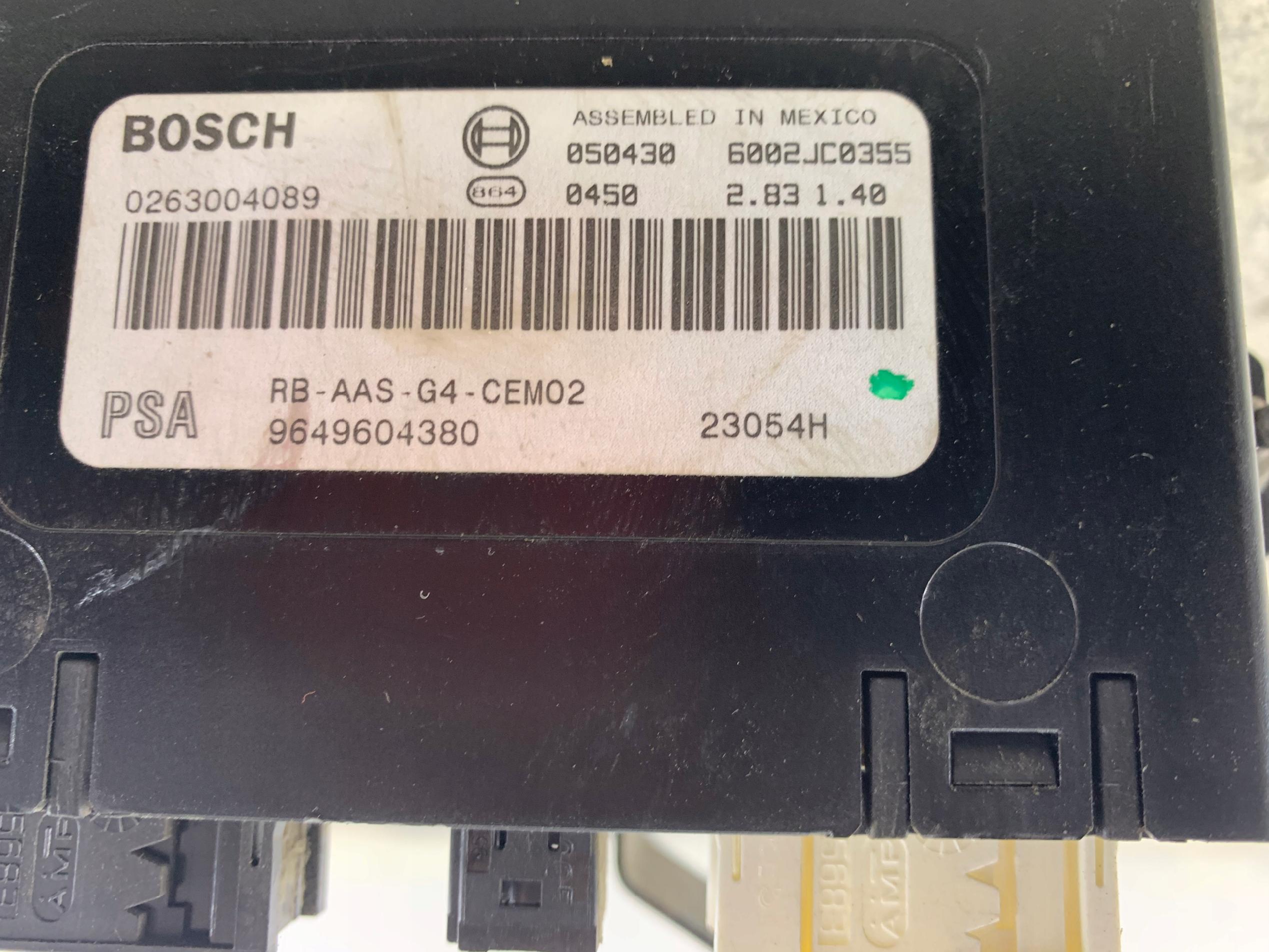 PEUGEOT 607 ZMIENIARKA CD CLARION + MODUŁ PDC 9649604380 - zdjęcie 9