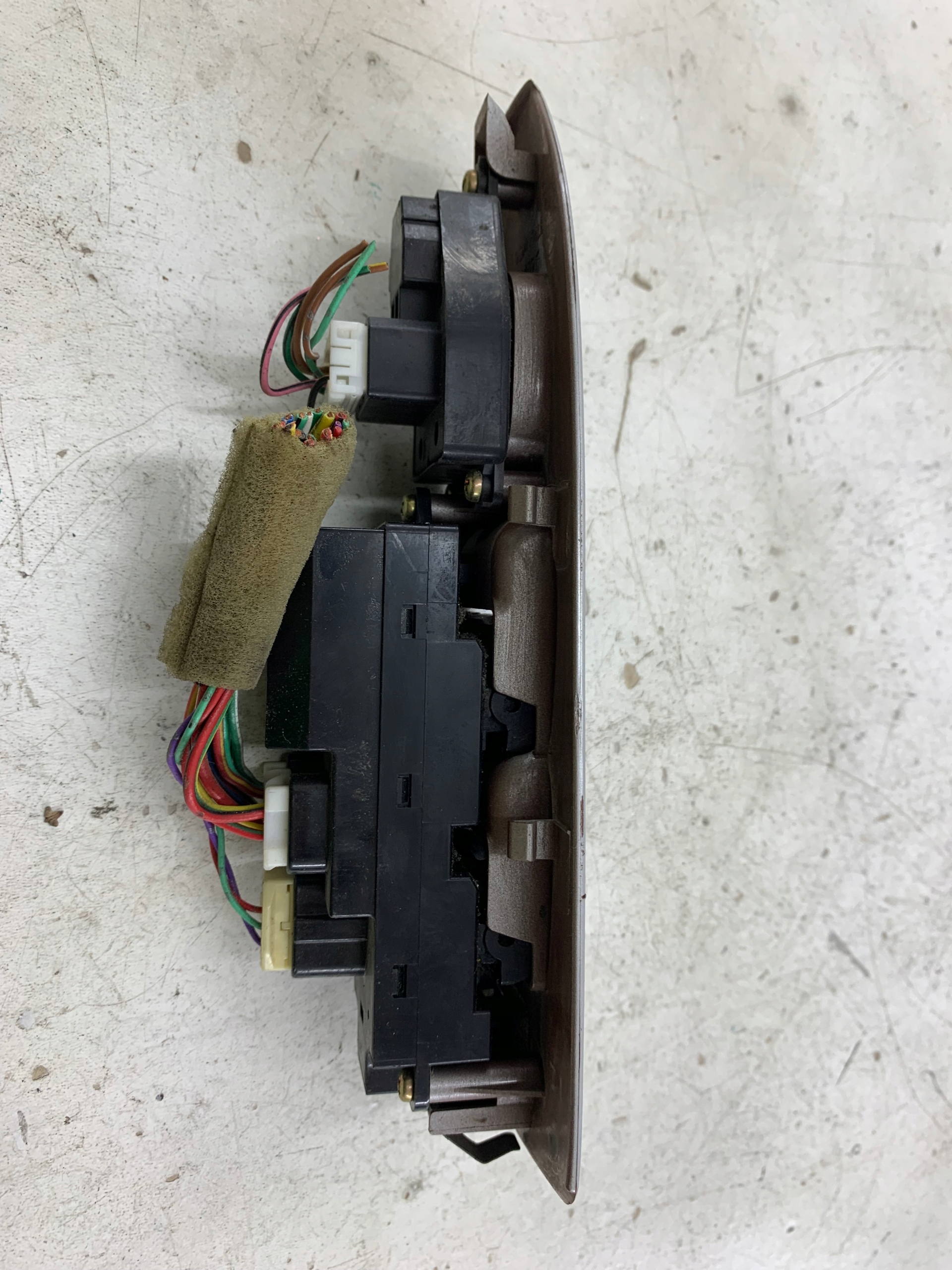 MAZDA PREMACY I PANEL SZYB LEWY PRZÓD CB8166350A - zdjęcie 7