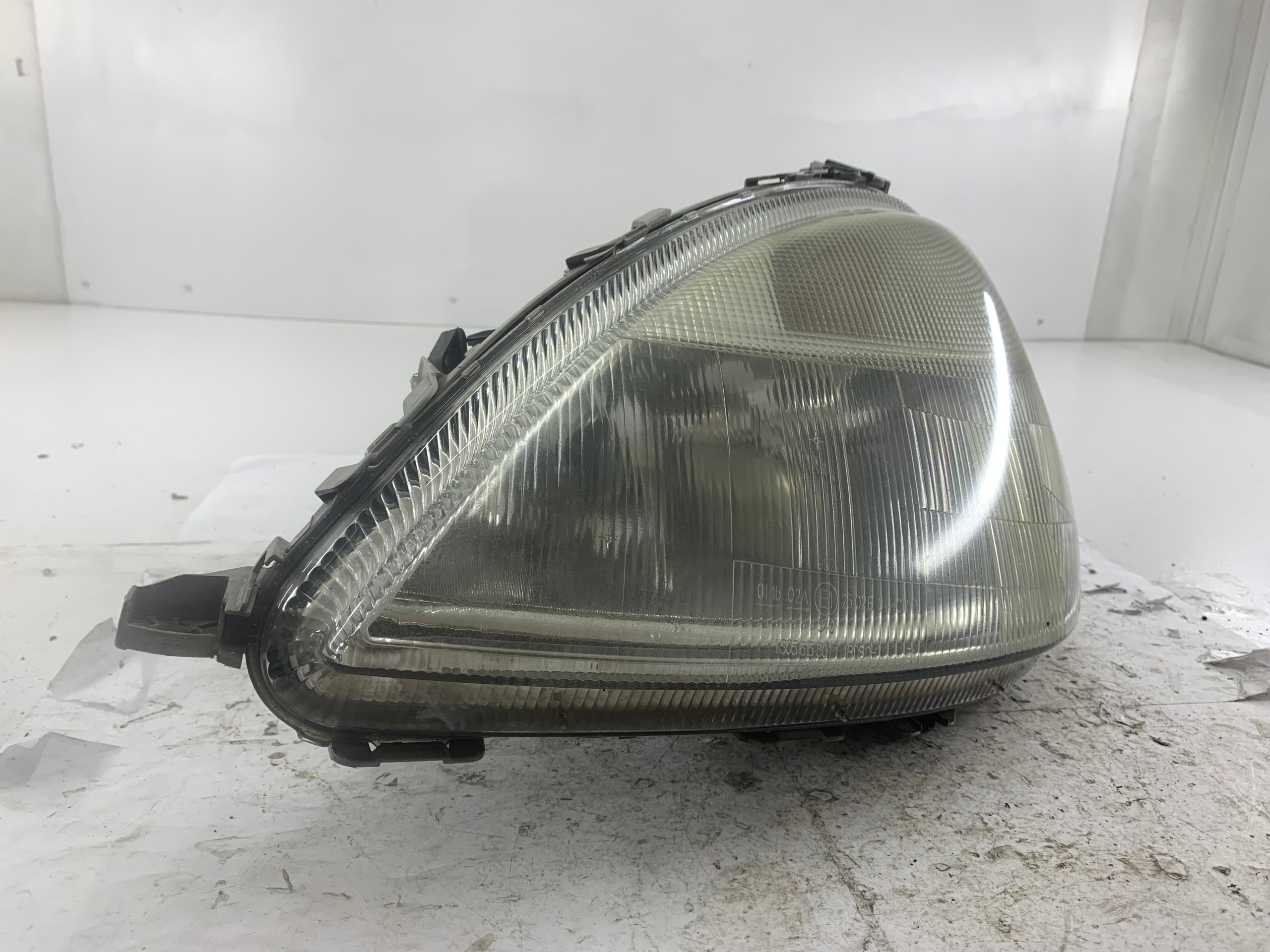 MERCEDES W168 LAMPA LEWA PRZÓD A1688200961 - zdjęcie 2