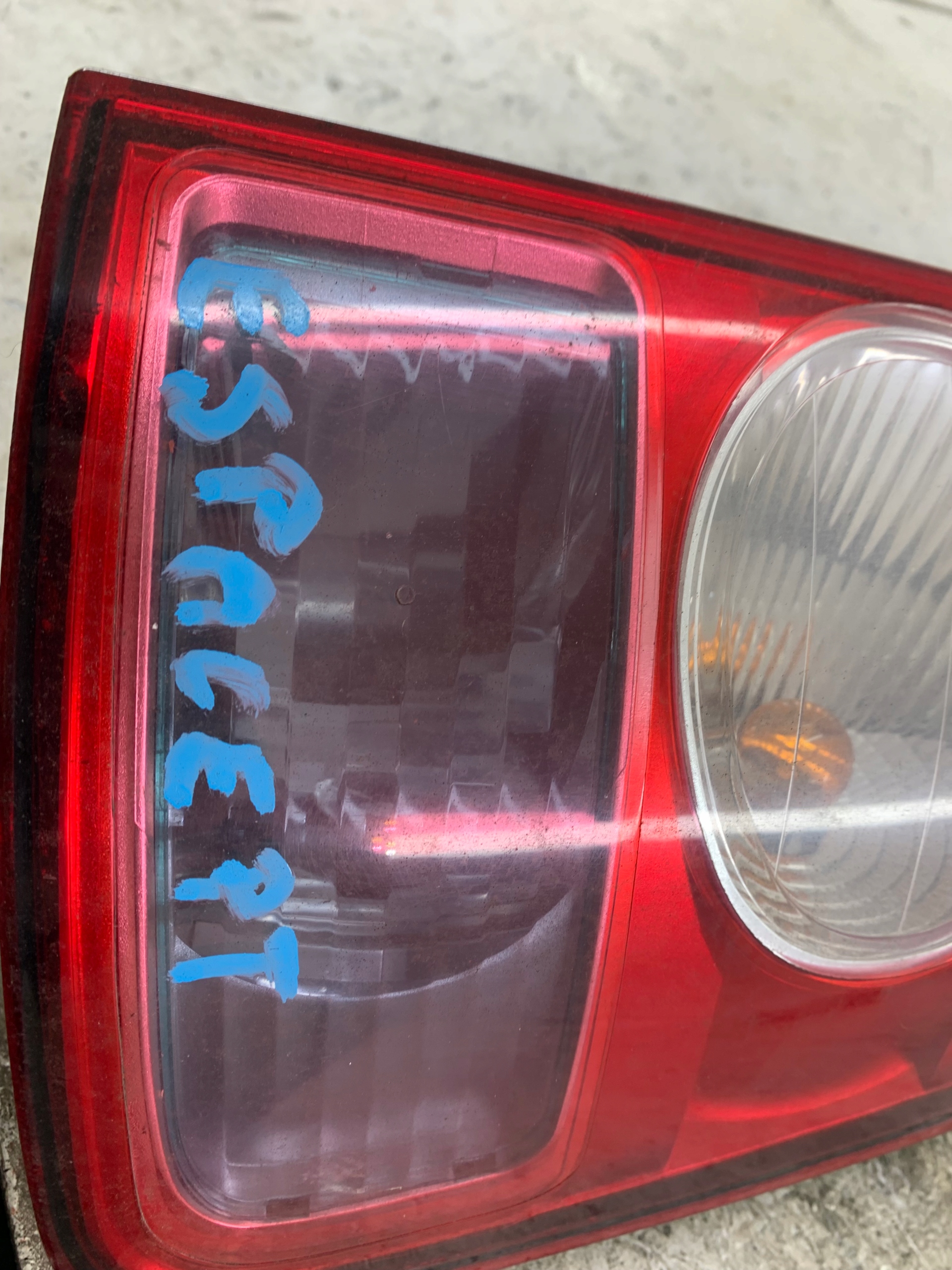 RENAULT ESPACE IV LAMPA PRAWA TYŁ - zdjęcie 5