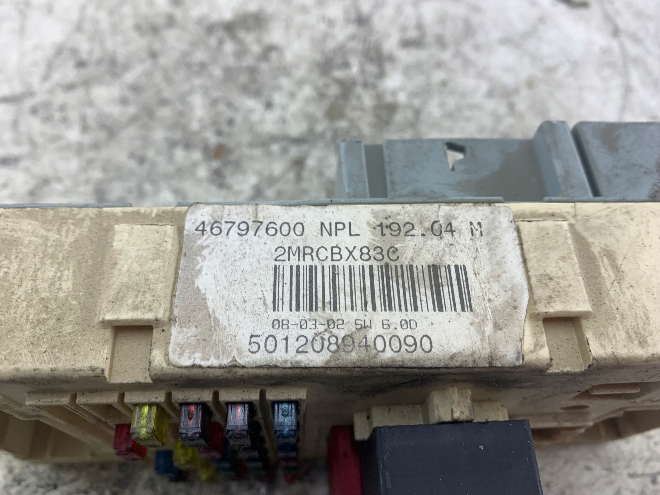 FIAT STILO MODUŁ BSI SKRZYNKA BEZPIECZNIKÓW 46797600 - zdjęcie 7