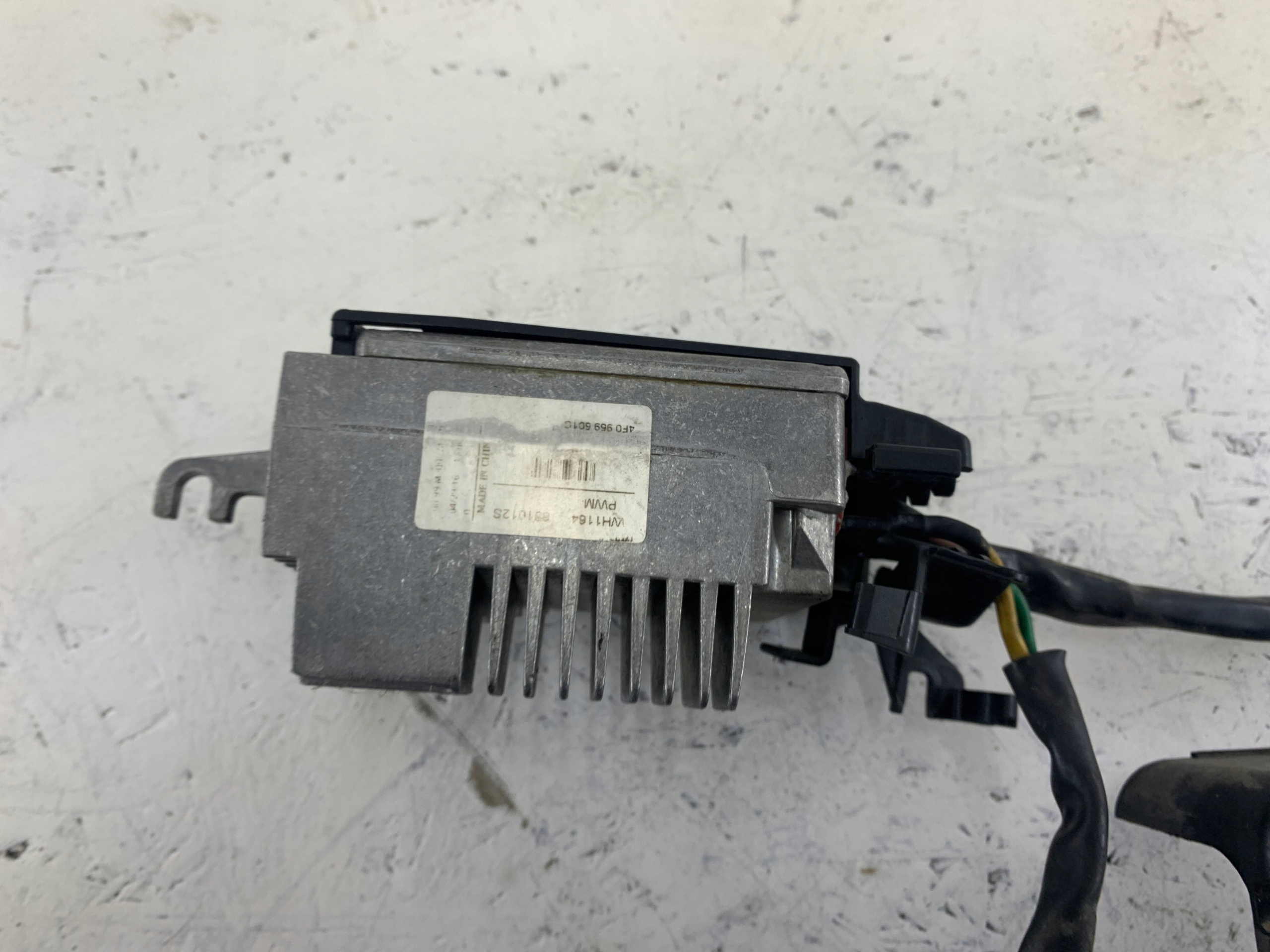 AUDI A6 C6 3.2 V6 FSI WENTYLATOR CHŁODNIC + MODUŁ WENTYLATORA 4F0959501C - zdjęcie 6