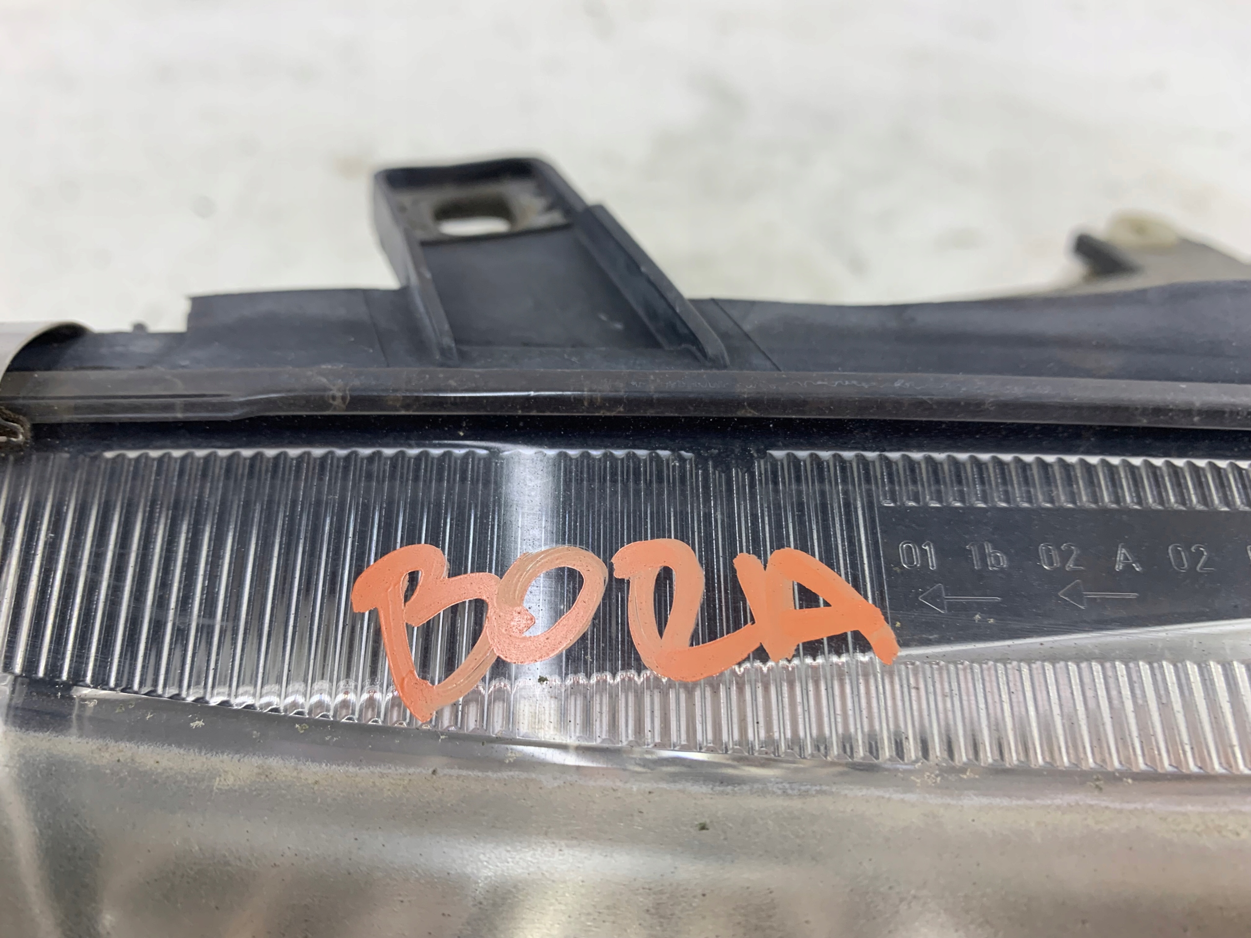 Dodatkowe zdjęcie używanej części: VW BORA LAMPA PRAWA PRZÓD