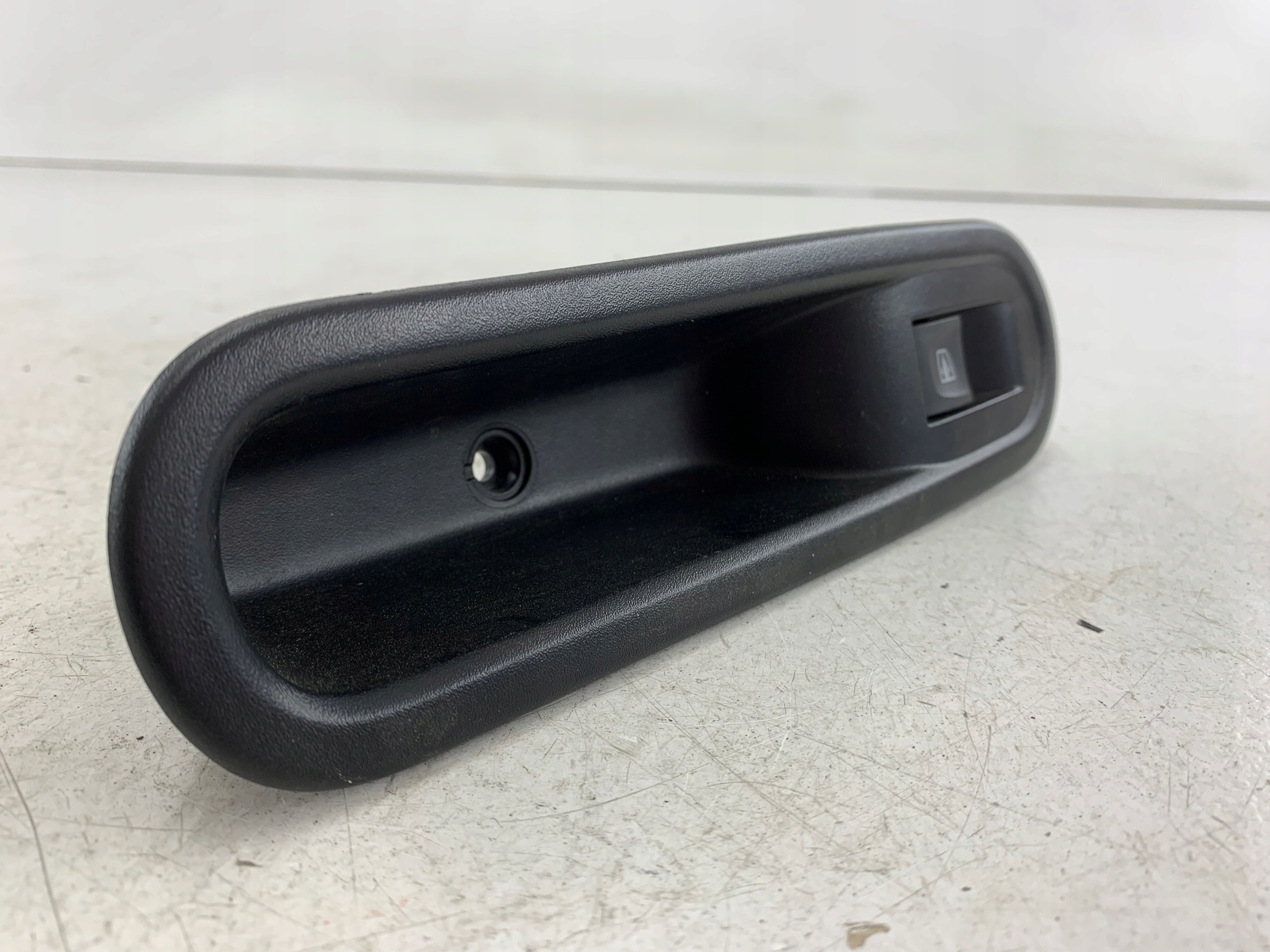 RENAULT TWINGO III PRZEŁĄCZNIK SZYBY PRAWY PRZÓD 809603714R - zdjęcie 2
