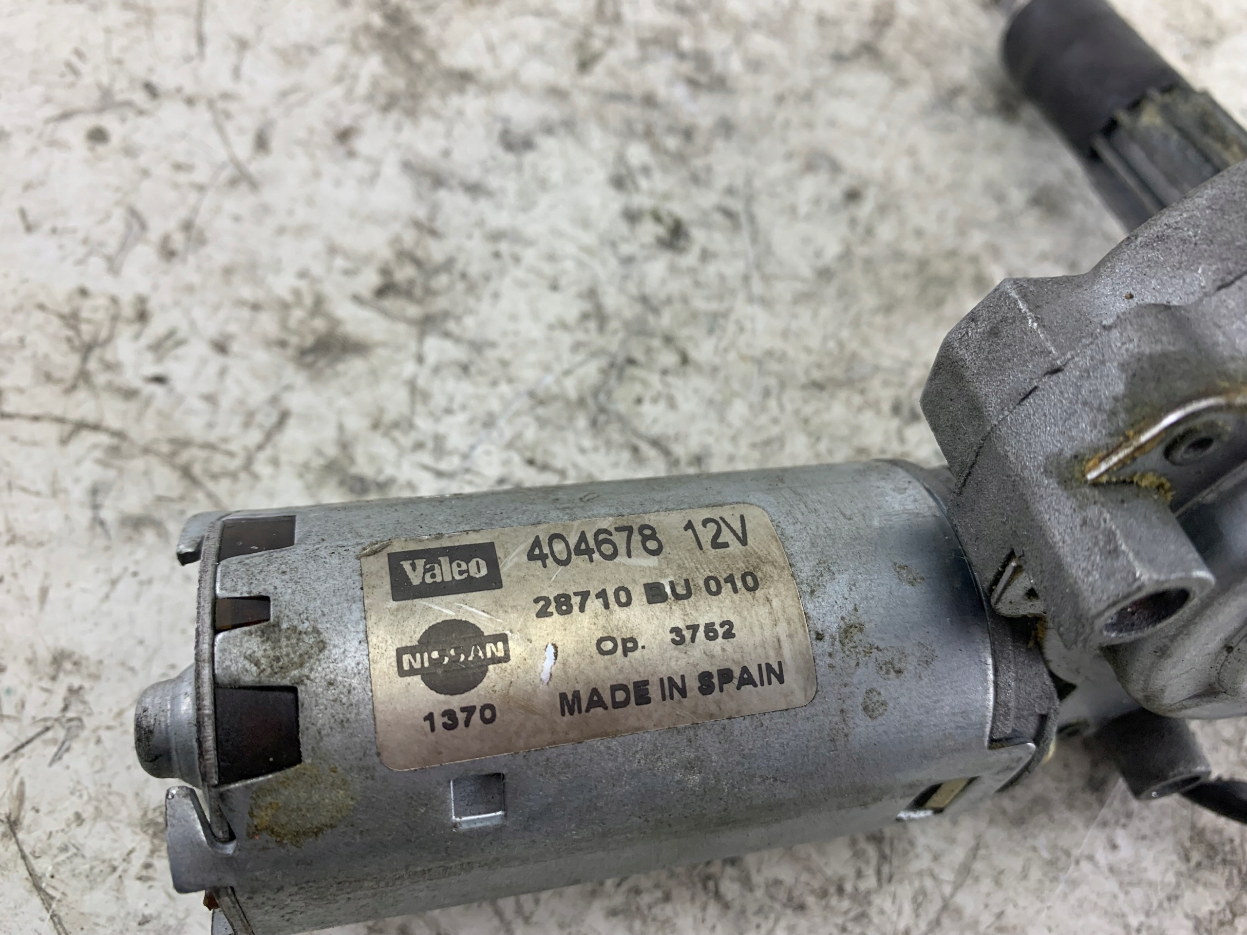 NISSAN ALMERA TINO MECHANIZM WYCIERACZKI TYŁ 28710BU010 - zdjęcie 6