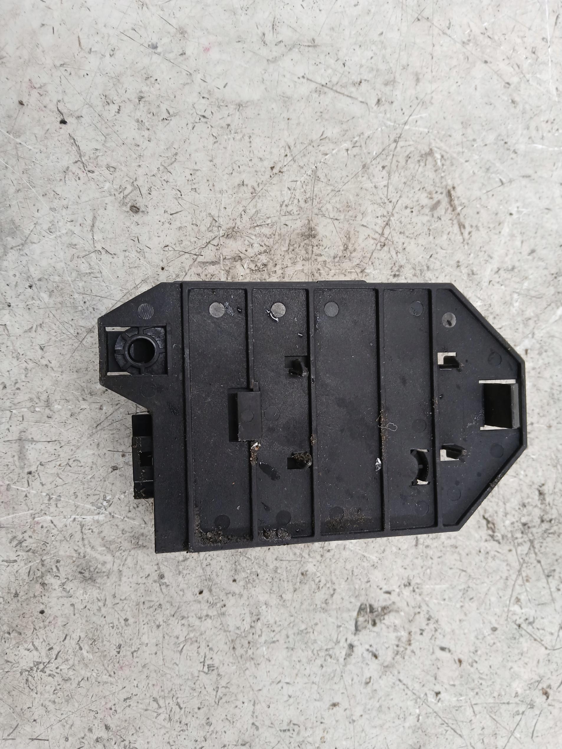 MERCEDES W638 MODUŁ IMMO 0265451832 - zdjęcie 5