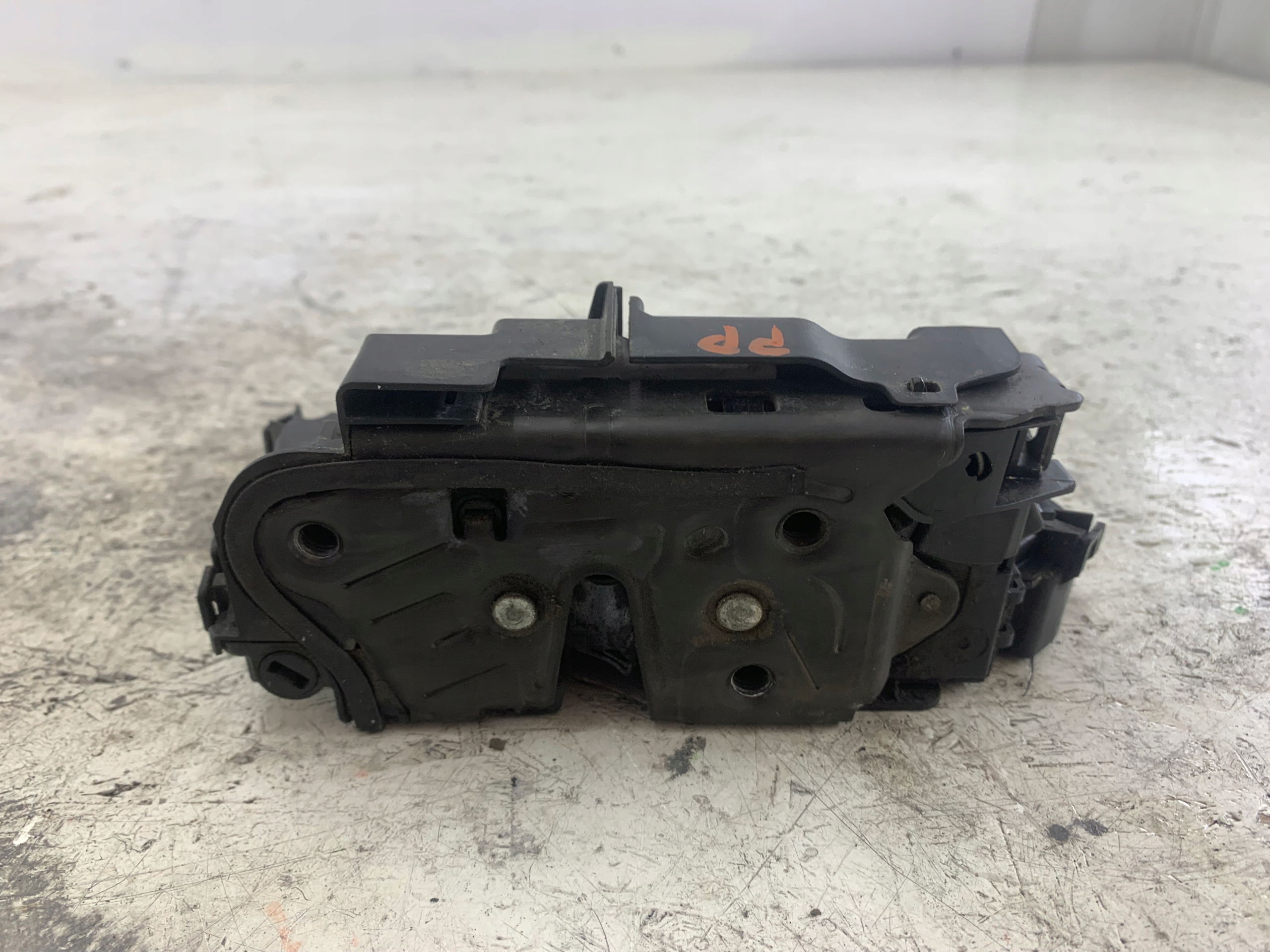 SKODA FABIA III OCTAVIA III ZAMEK DRZWI PRAWY PRZÓD 5TB837016A - zdjęcie 8