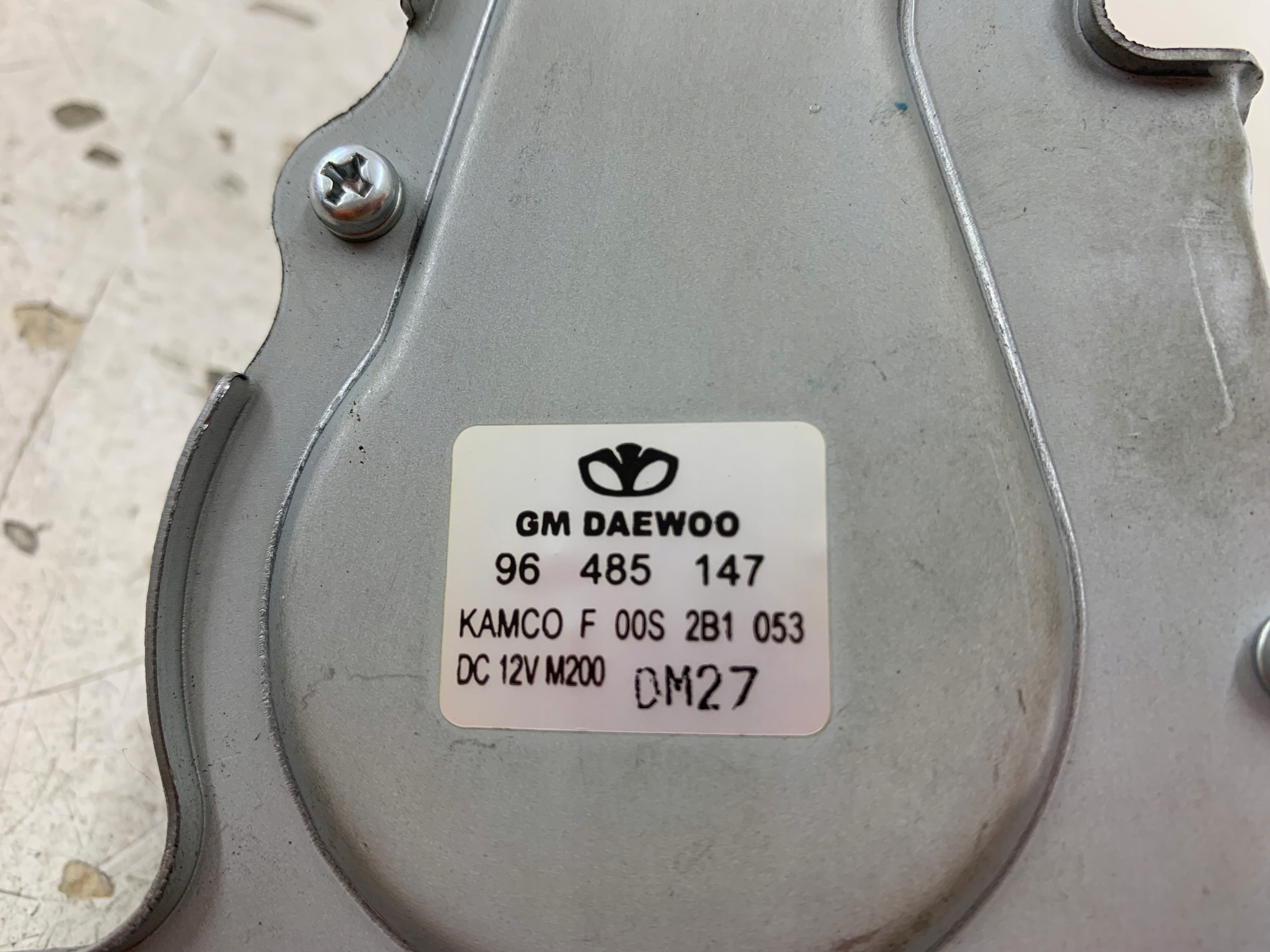 Dodatkowe zdjęcie używanej części: CHEVROLET MATIZ SPARK II MECHANIZM WYCIERACZEK TYŁ 96485147