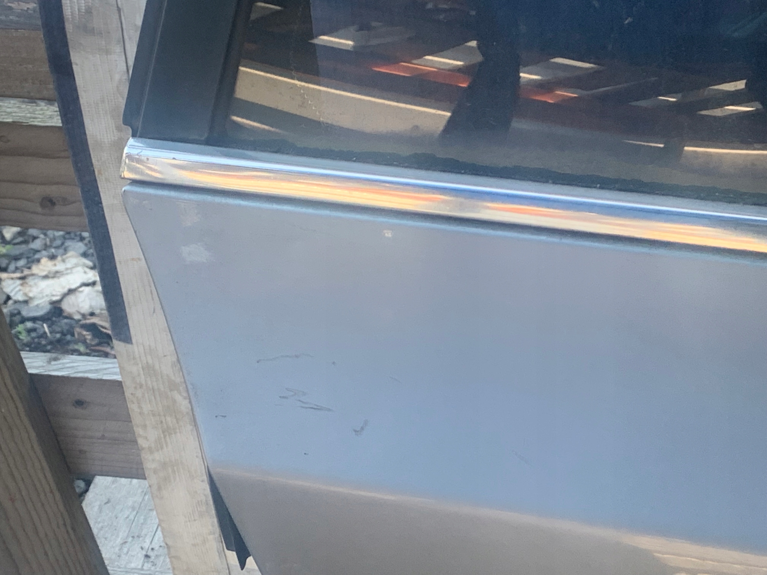 Dodatkowe zdjęcie używanej części: BMW E61 DRZWI PRAWY TYŁ SILBERGRAU METALLIC