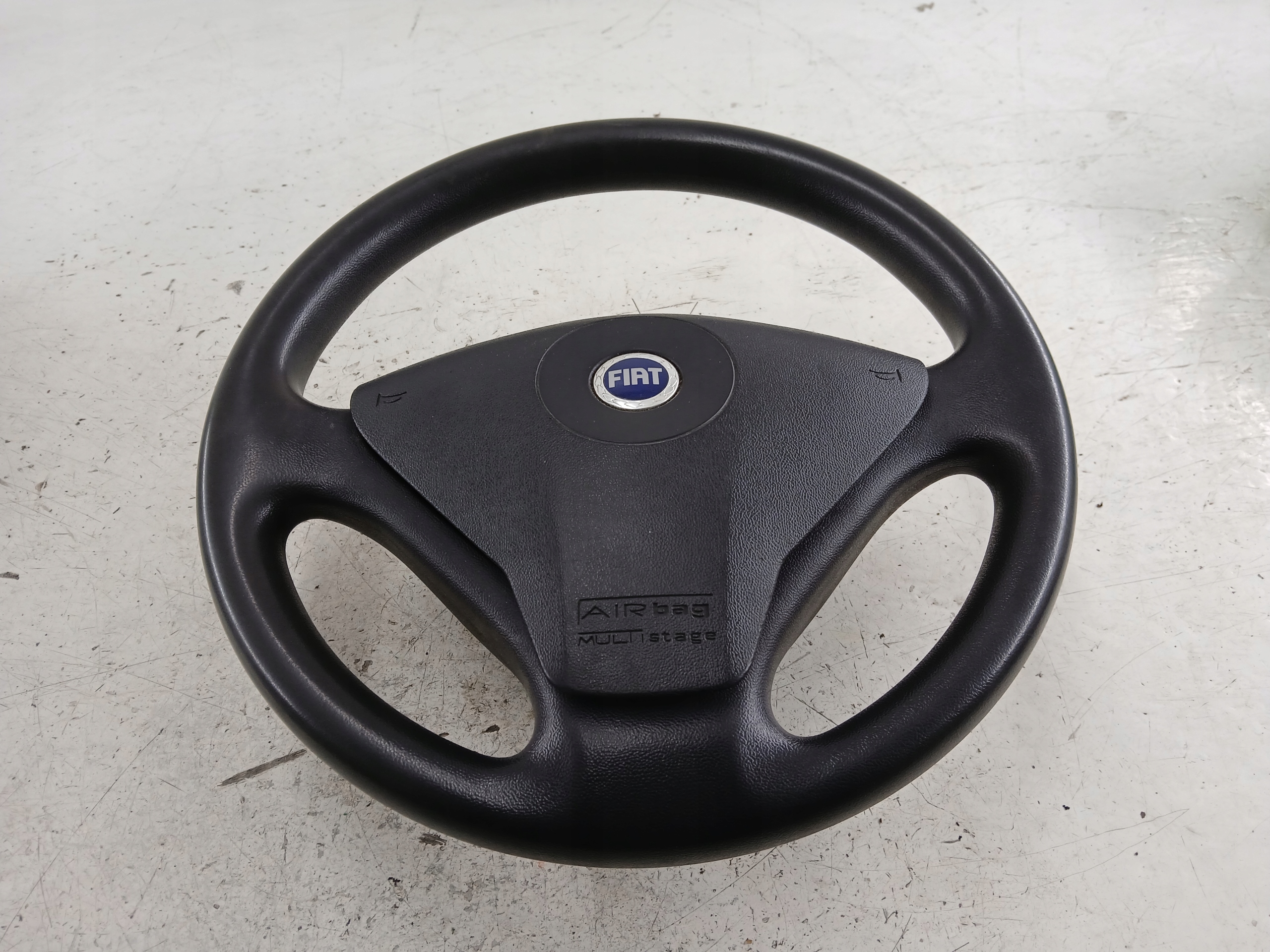Dodatkowe zdjęcie używanej części: FIAT STILO KIEROWNICA + AIRBAG